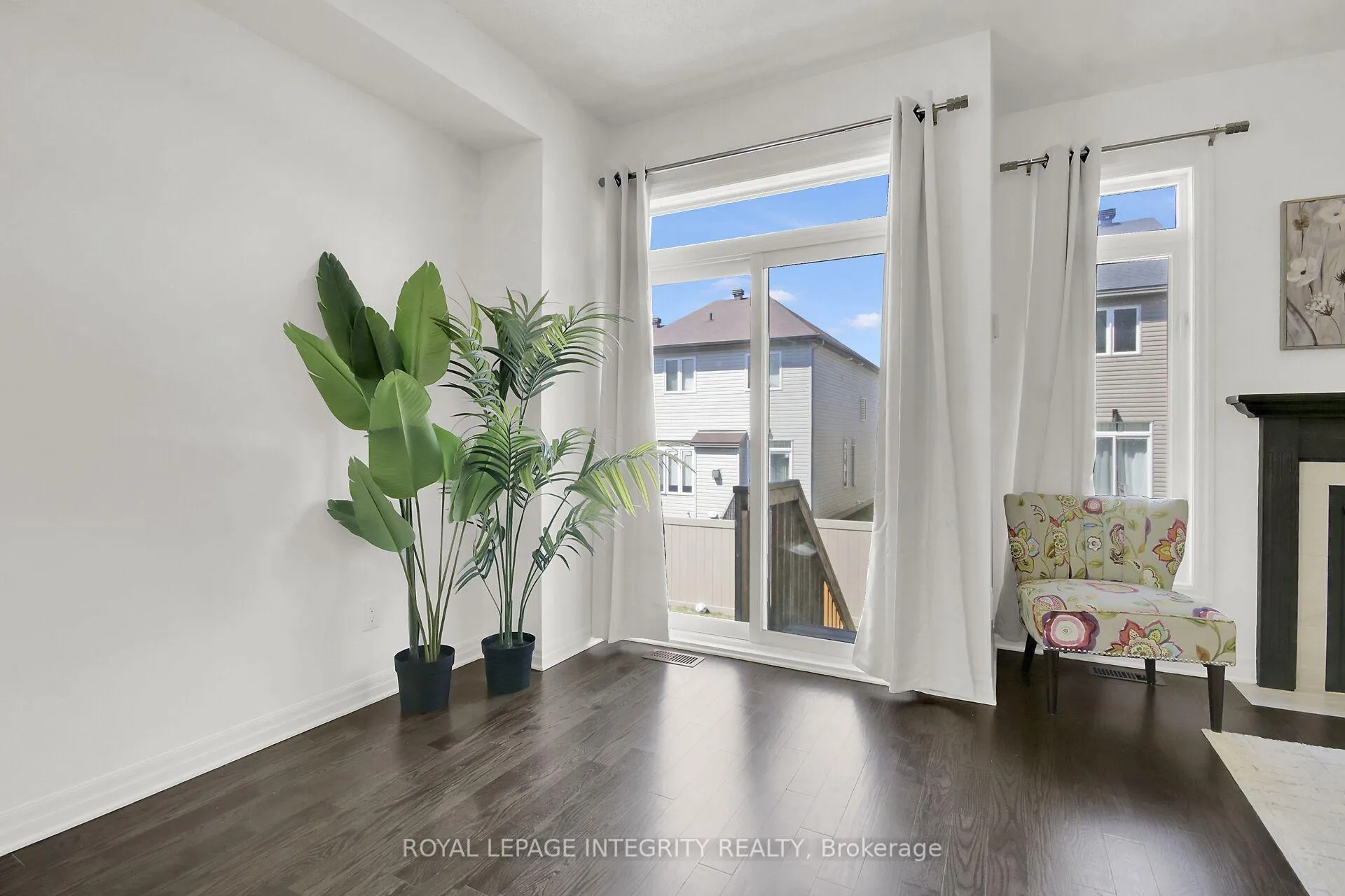Photo 11 of 310 Broadridge Crescent, Ottawa, Mer Bleue/Bradley Estates/Anderson Park — HOMEH