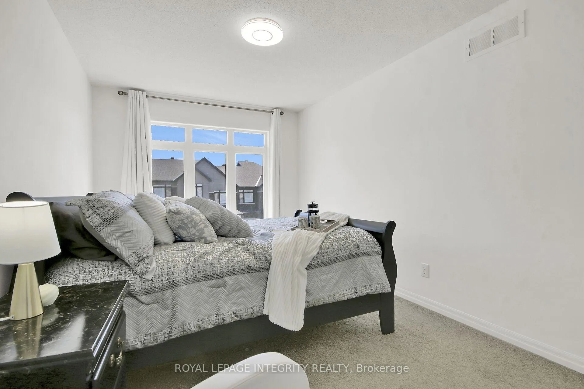 Photo 20 of 310 Broadridge Crescent, Ottawa, Mer Bleue/Bradley Estates/Anderson Park — HOMEH