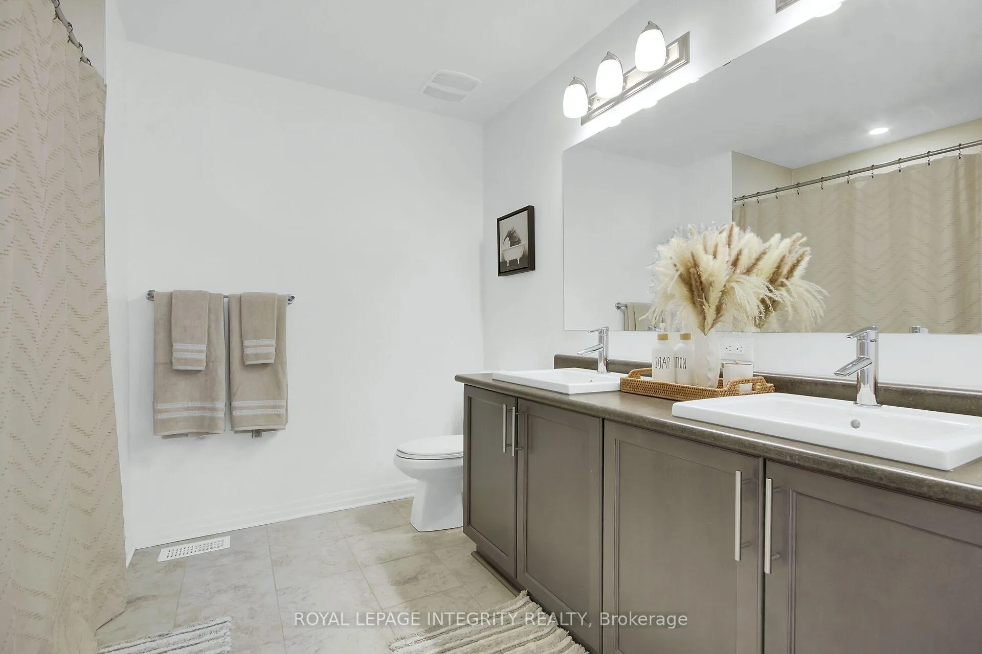 Photo 21 of 310 Broadridge Crescent, Ottawa, Mer Bleue/Bradley Estates/Anderson Park — HOMEH