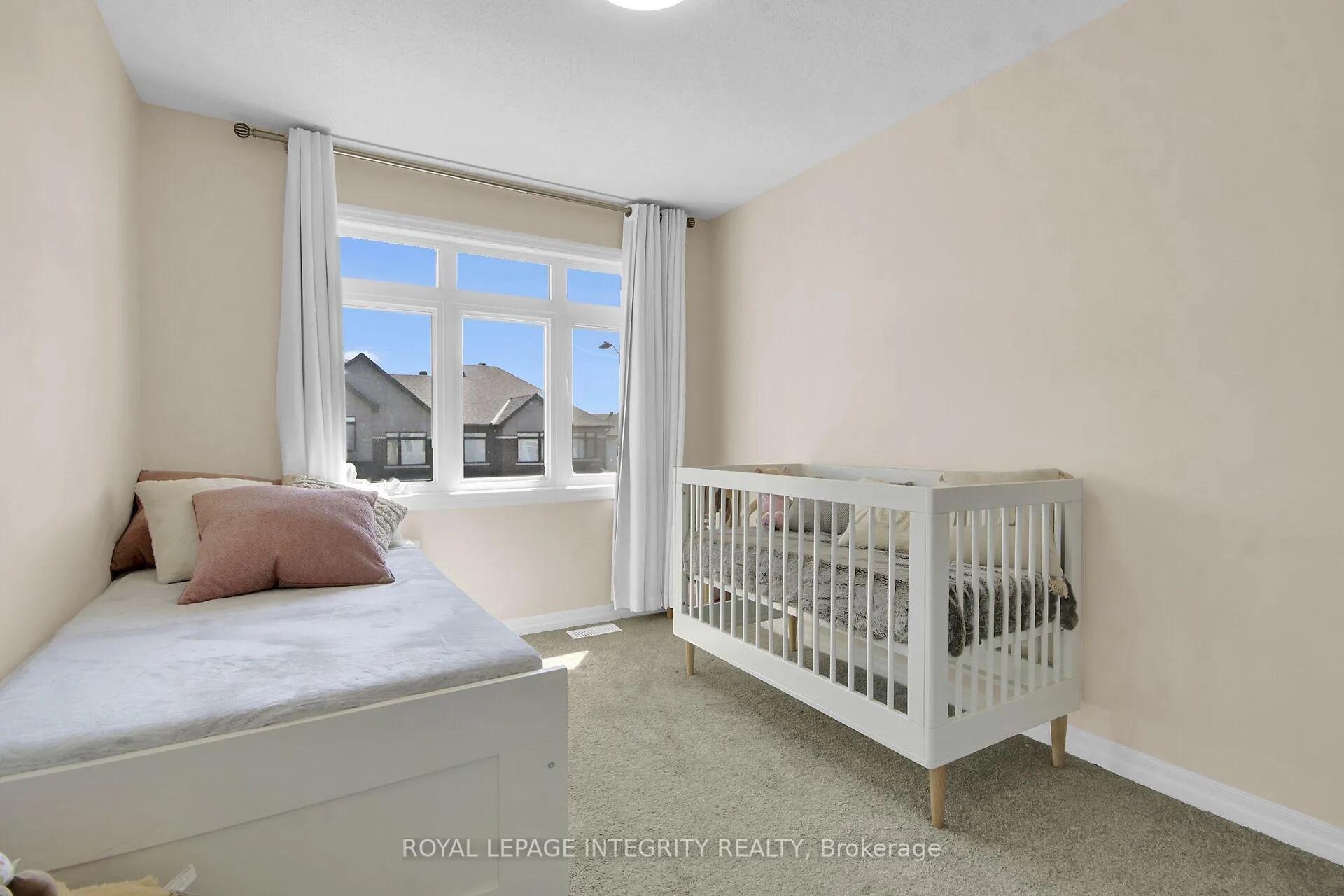Photo 24 of 310 Broadridge Crescent, Ottawa, Mer Bleue/Bradley Estates/Anderson Park — HOMEH