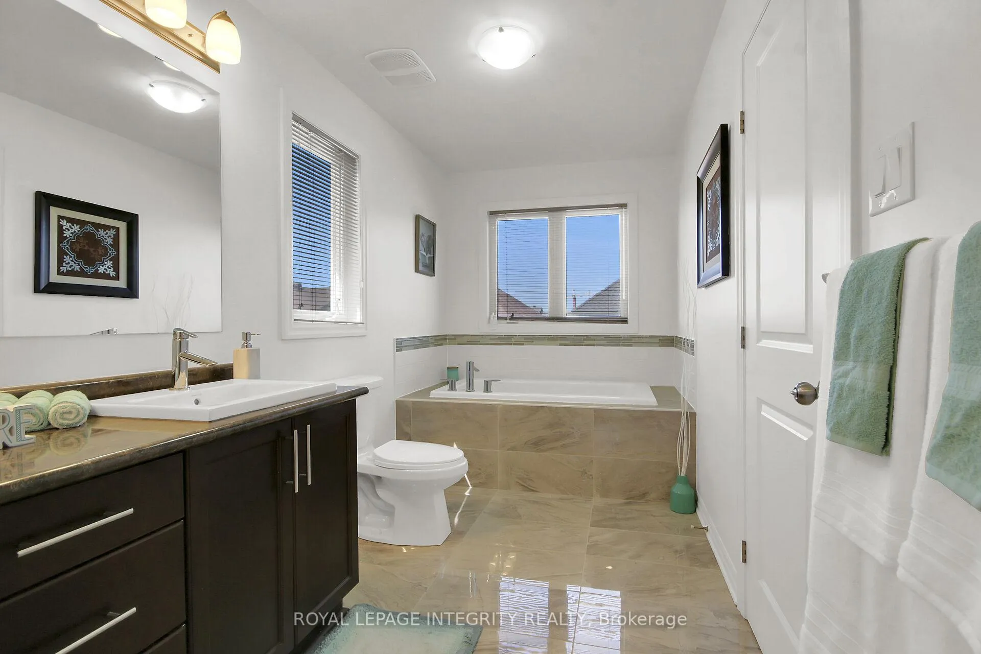 Photo 29 of 310 Broadridge Crescent, Ottawa, Mer Bleue/Bradley Estates/Anderson Park — HOMEH