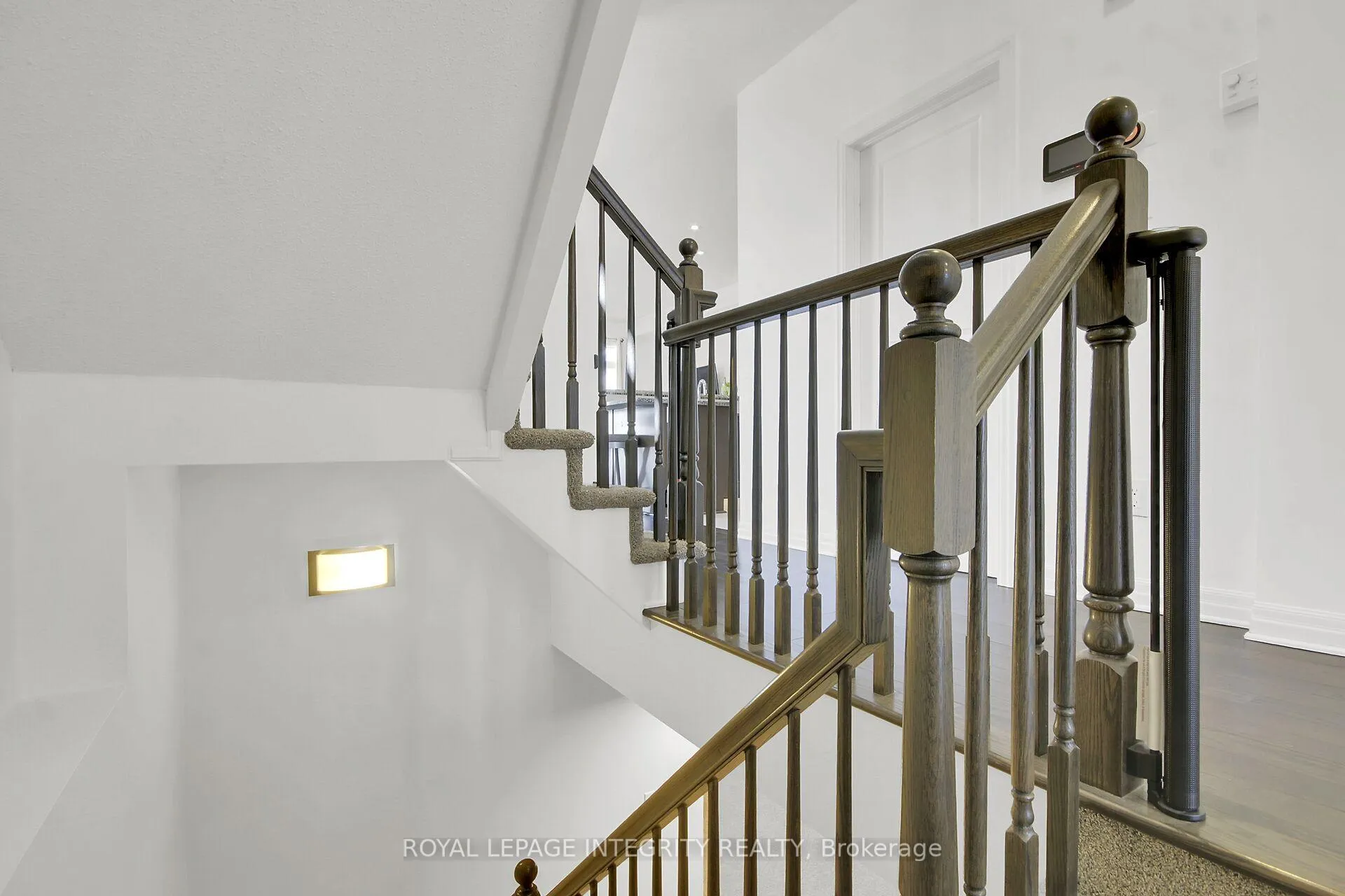 Photo 33 of 310 Broadridge Crescent, Ottawa, Mer Bleue/Bradley Estates/Anderson Park — HOMEH