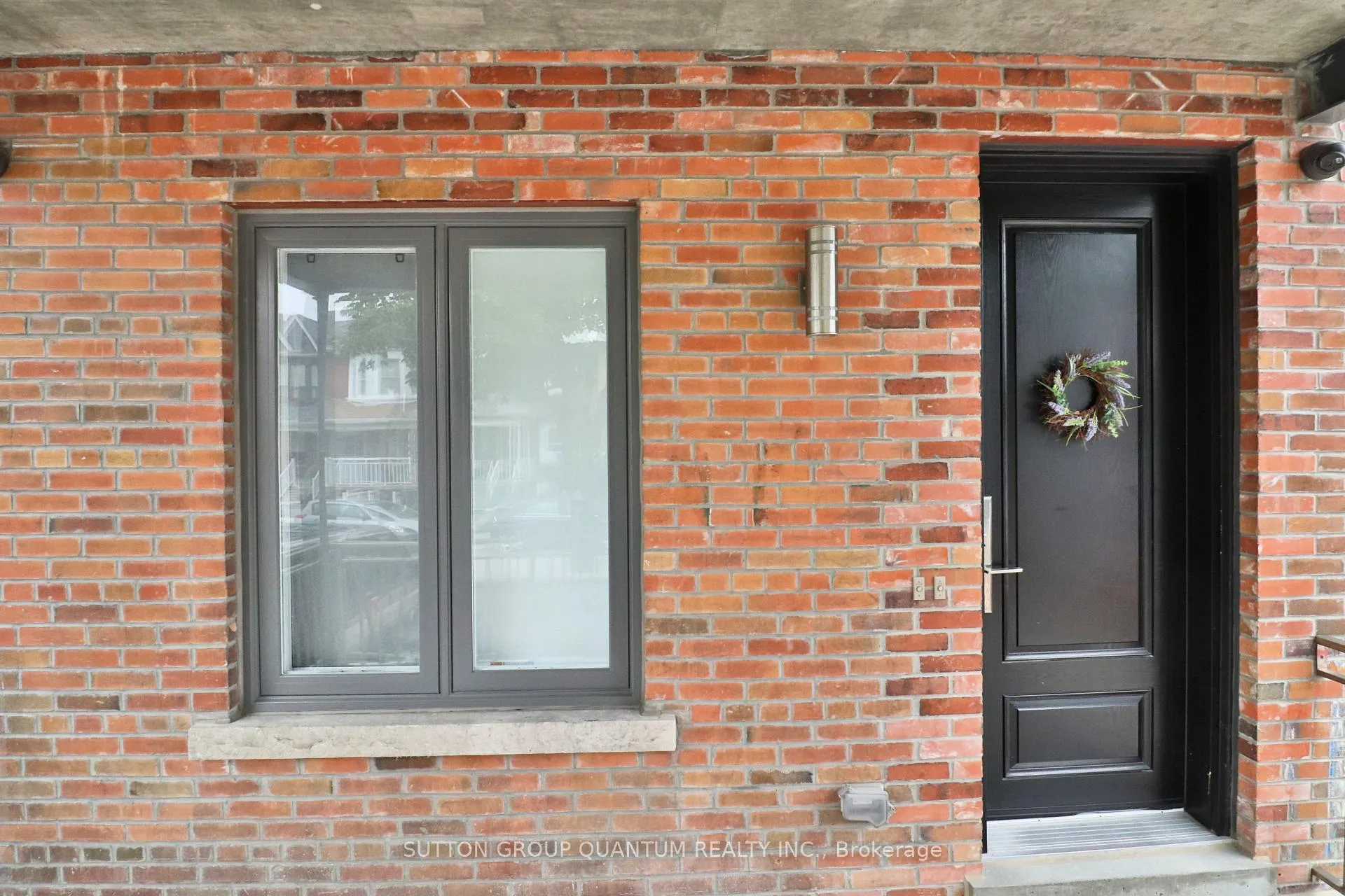 Photo 2 of Unit Main, 35 Cloverdale Road, Toronto, Weston-Pellam Park — HOMEH