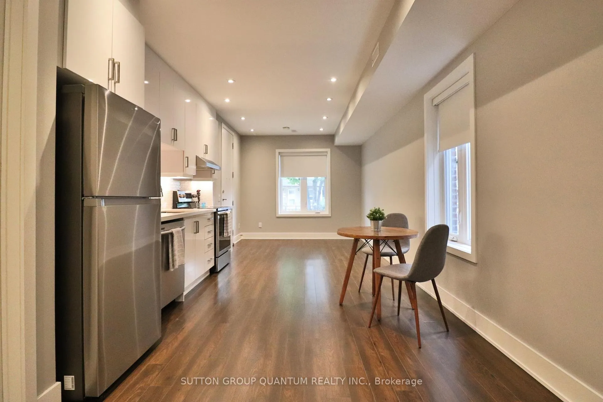 Photo 6 of Unit Main, 35 Cloverdale Road, Toronto, Weston-Pellam Park — HOMEH