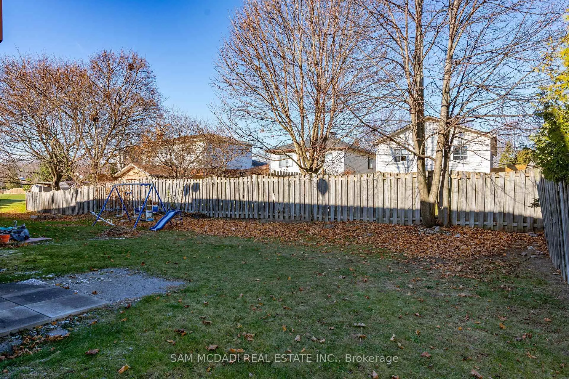 Photo 19 of 9 Birchfield Drive, Clarington, Courtice — HOMEH