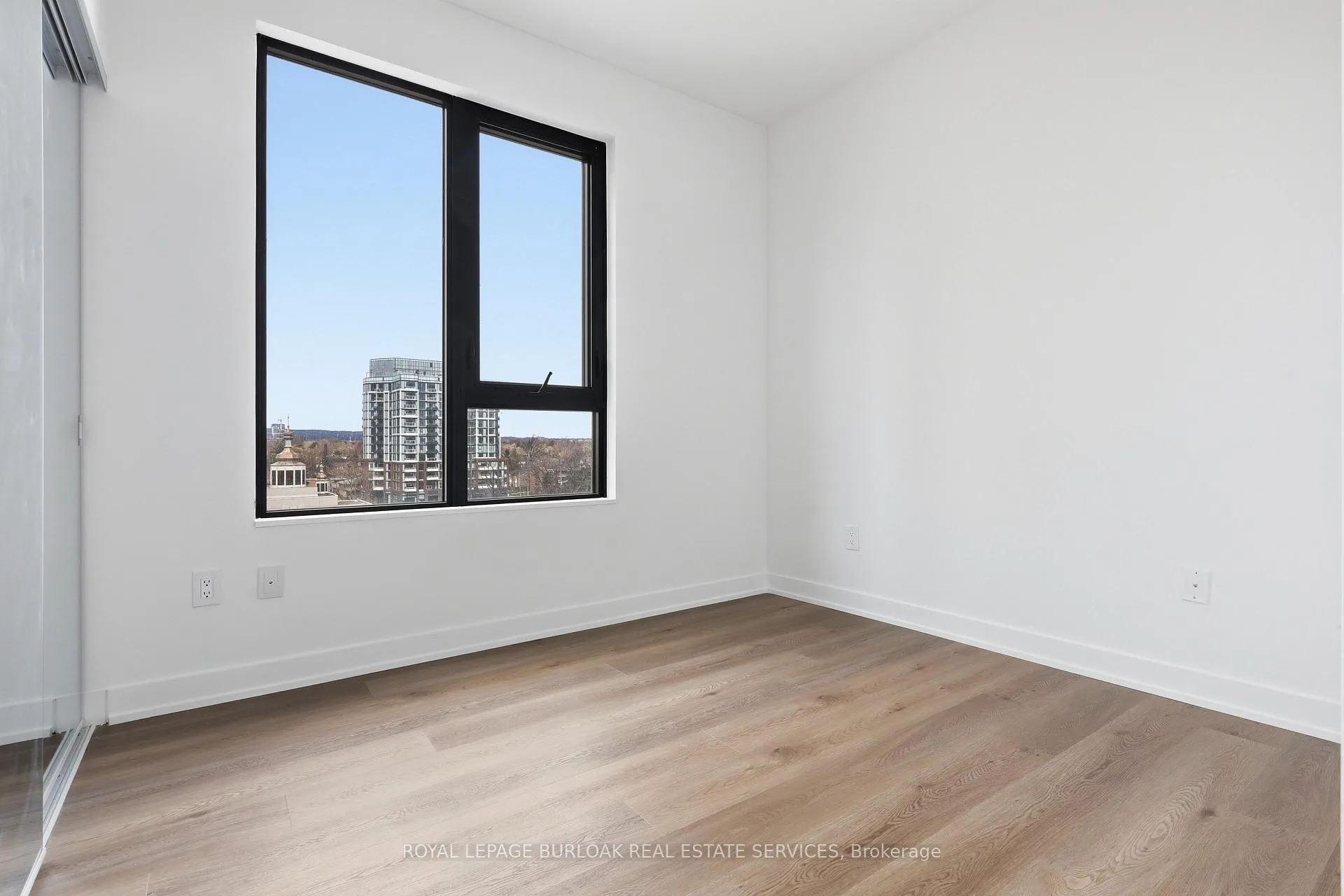 Photo 15 of Unit 609, 2075 Lakeshore Road, Burlington, Brant — HOMEH