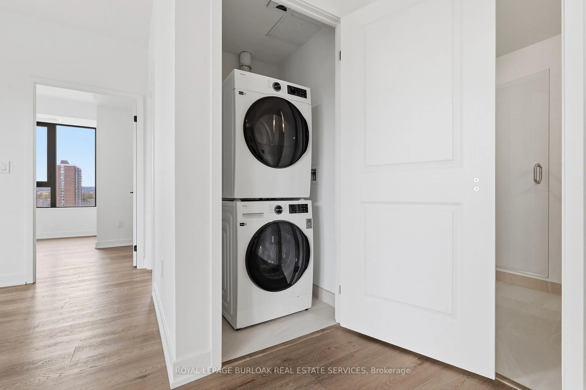 Photo 16 of Unit 609, 2075 Lakeshore Road, Burlington, Brant — HOMEH