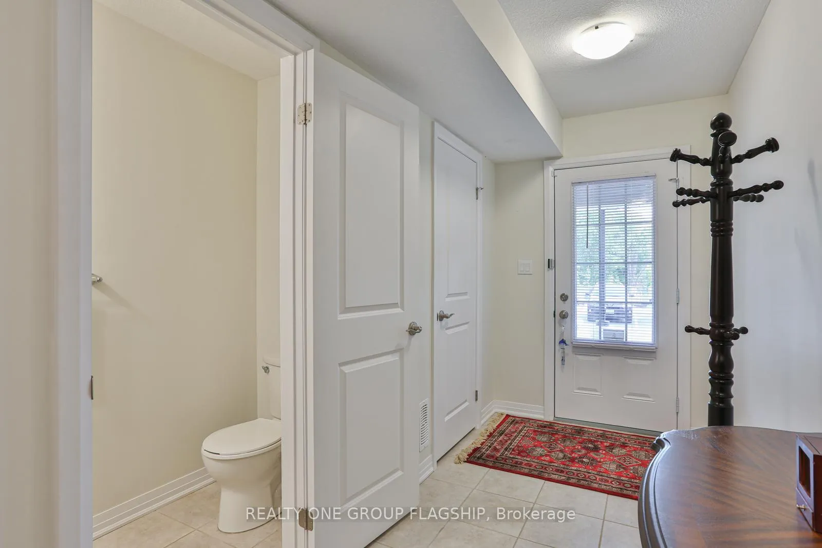 Photo 4 of Unit 1C, 115 South Creek Drive, Kitchener, Doon South — HOMEH