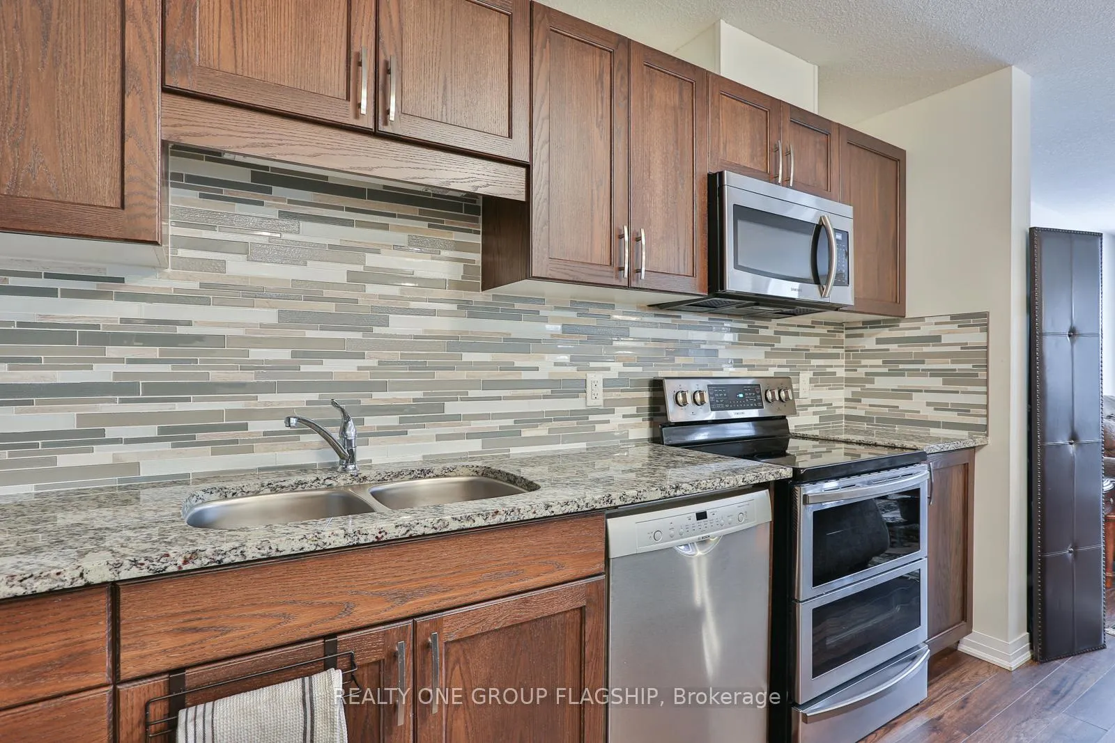 Photo 9 of Unit 1C, 115 South Creek Drive, Kitchener, Doon South — HOMEH