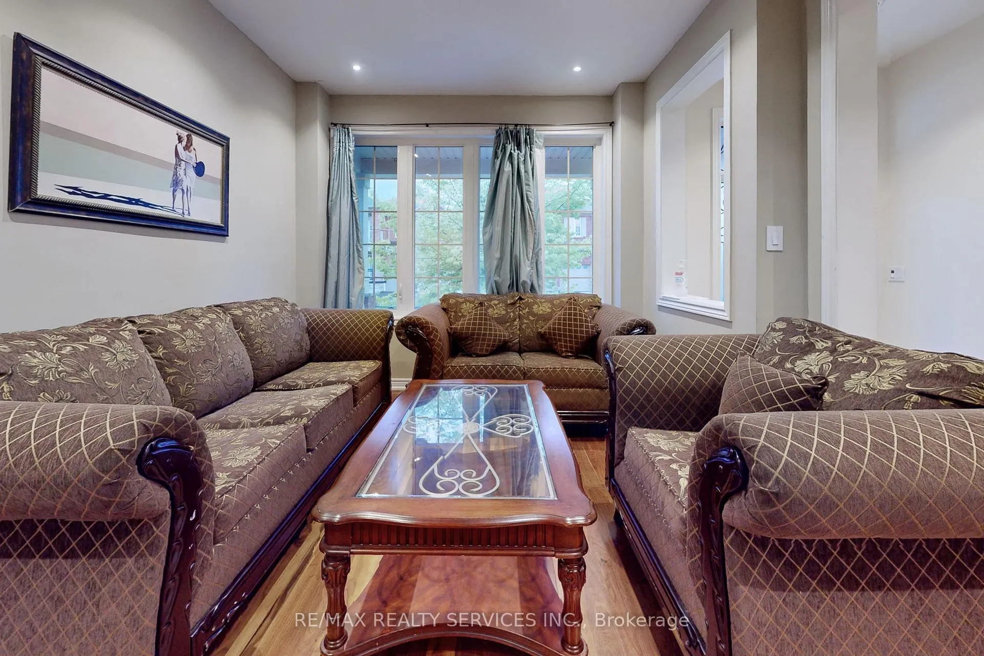 Photo 4 of 41 Amaranth Crescent, Brampton, Northwest Sandalwood Parkway — HOMEH
