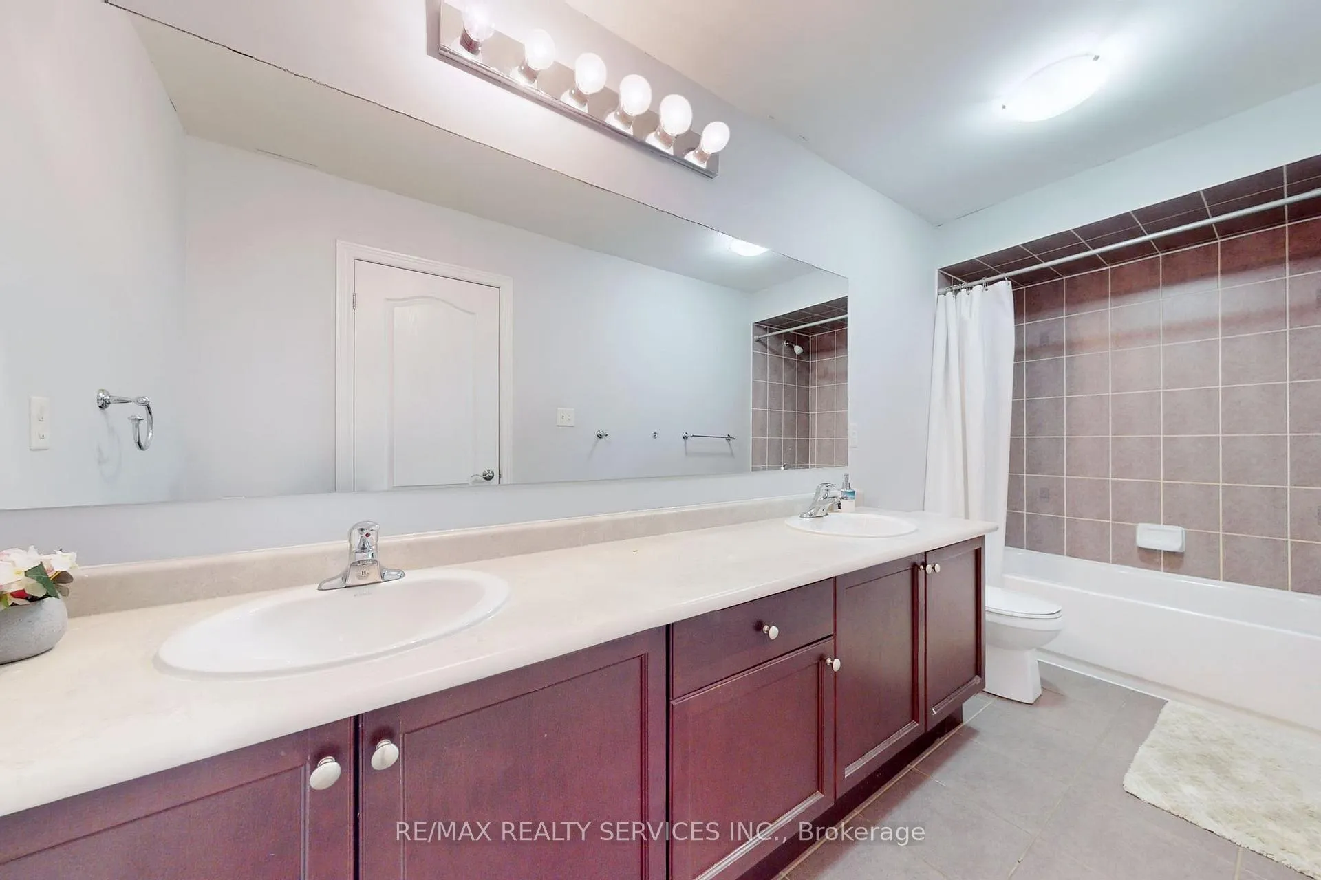 Photo 33 of 41 Amaranth Crescent, Brampton, Northwest Sandalwood Parkway — HOMEH