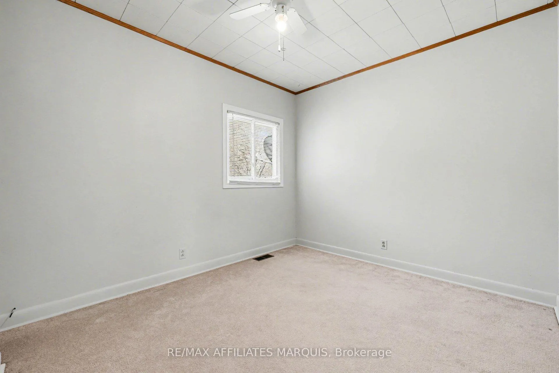 Photo 27 of 44 Cornelia Street E, Smiths Falls — HOMEH