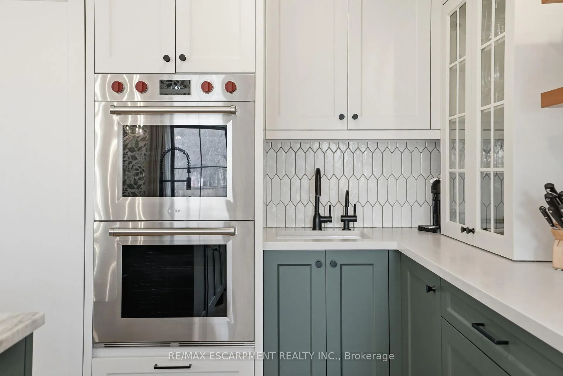 Photo 17 of 136 Rockcliffe Road, Hamilton, Waterdown — HOMEH