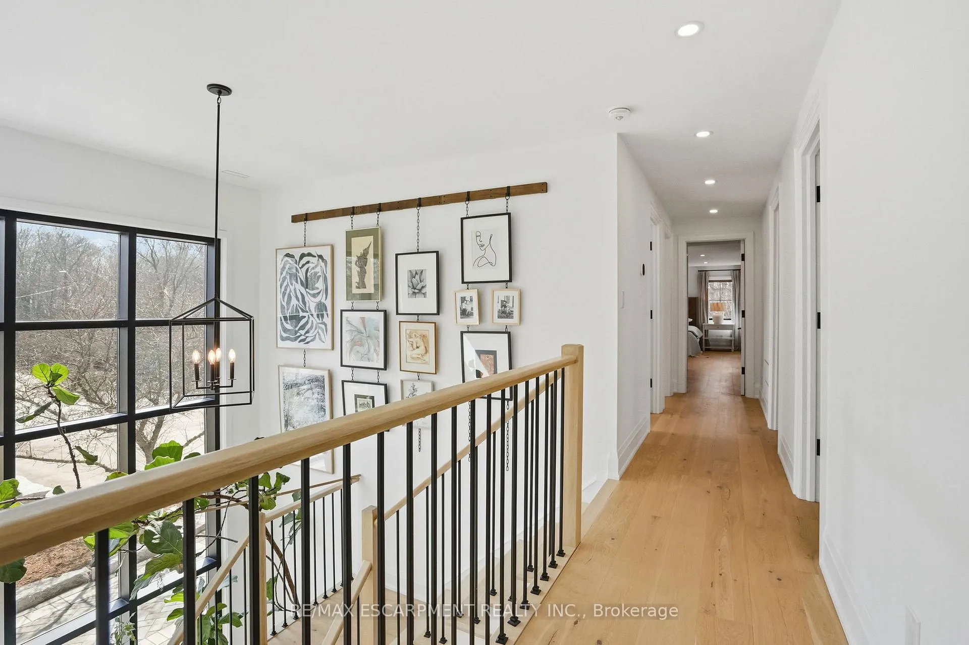Photo 22 of 136 Rockcliffe Road, Hamilton, Waterdown — HOMEH