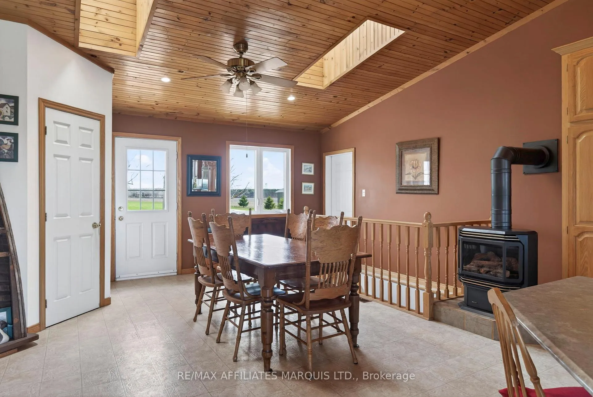 Photo 9 of 18604 McGillivray Road, South Glengarry, South Glengarry (Charlottenburgh) Twp — HOMEH
