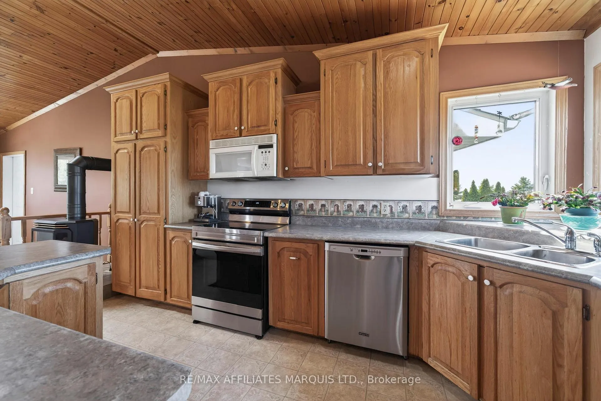 Photo 16 of 18604 McGillivray Road, South Glengarry, South Glengarry (Charlottenburgh) Twp — HOMEH