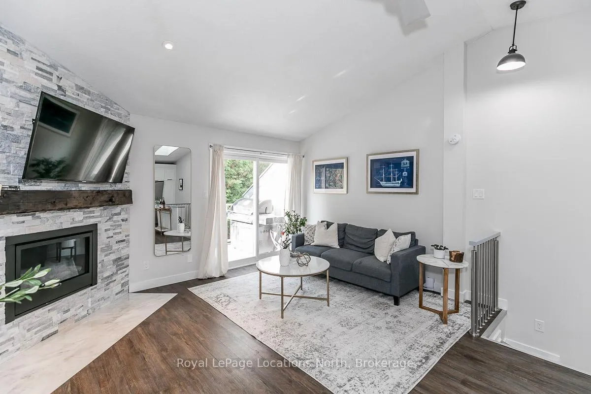 Photo 15 of Unit 415, 14 Dawson Drive, Collingwood — HOMEH