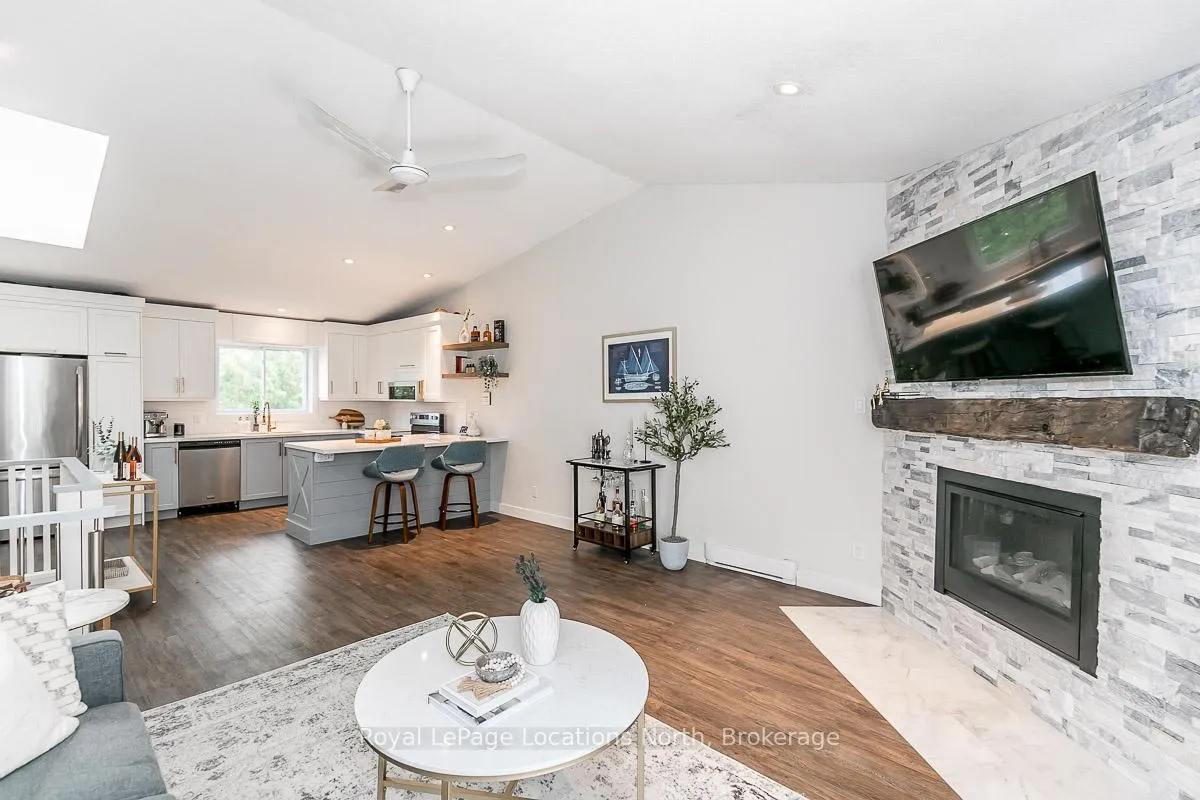 Photo 19 of Unit 415, 14 Dawson Drive, Collingwood — HOMEH
