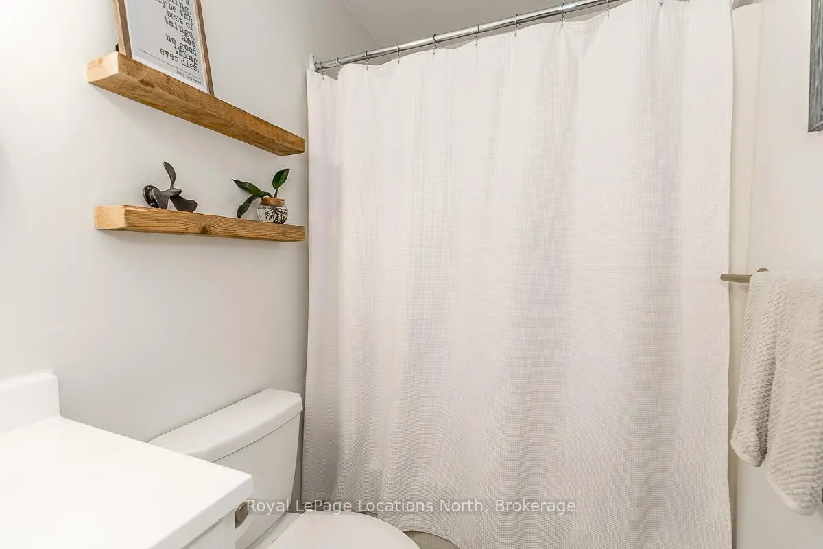 Photo 29 of Unit 415, 14 Dawson Drive, Collingwood — HOMEH