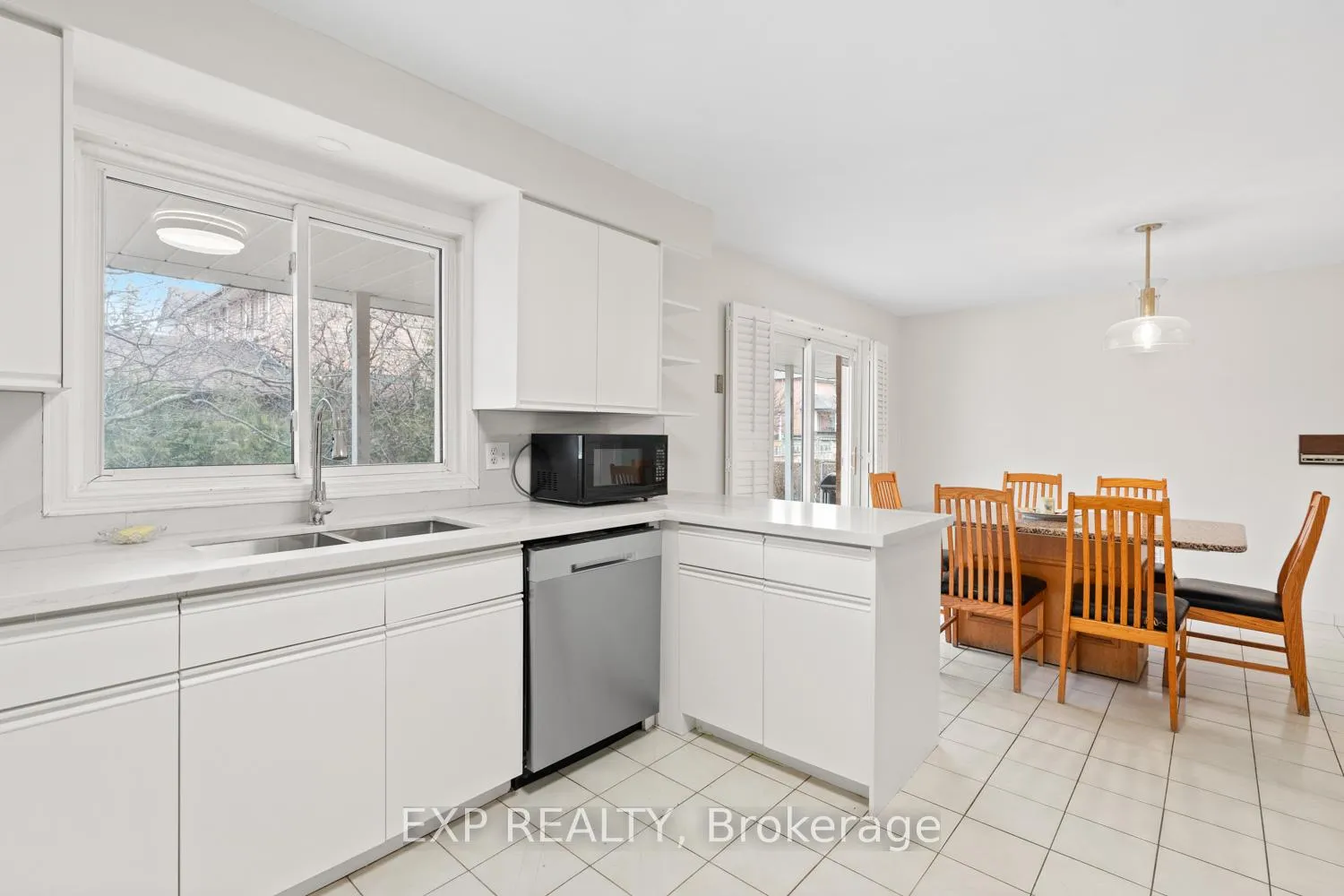 Photo 11 of Unit Main, 61 Dundee Crescent, Markham, Village Green-South Unionville — HOMEH