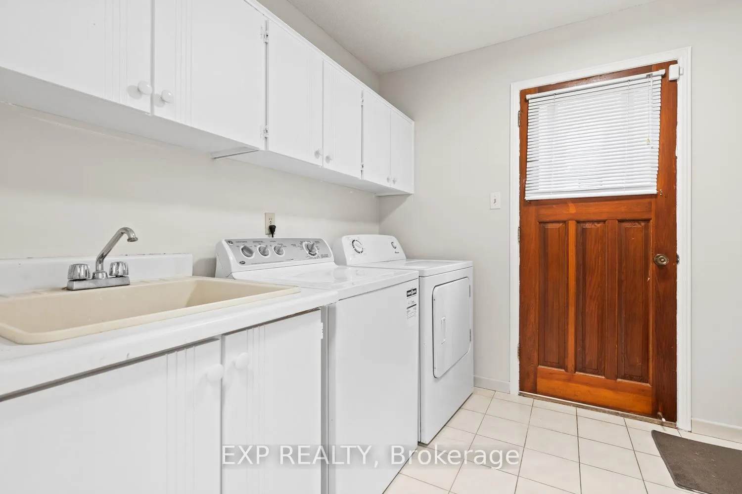 Photo 15 of Unit Main, 61 Dundee Crescent, Markham, Village Green-South Unionville — HOMEH