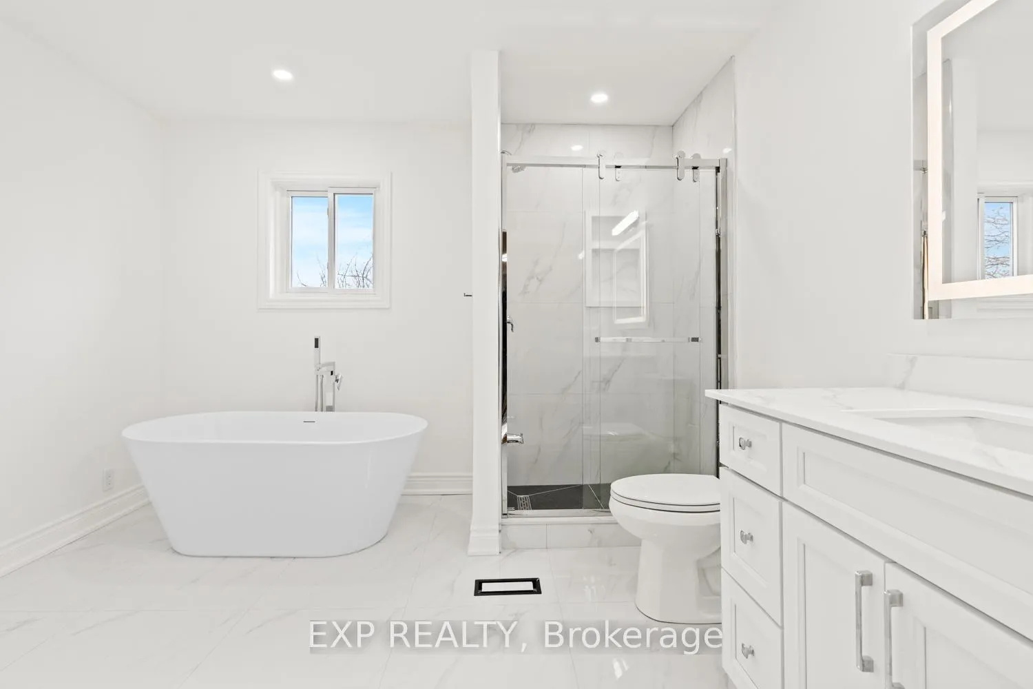 Photo 23 of Unit Main, 61 Dundee Crescent, Markham, Village Green-South Unionville — HOMEH