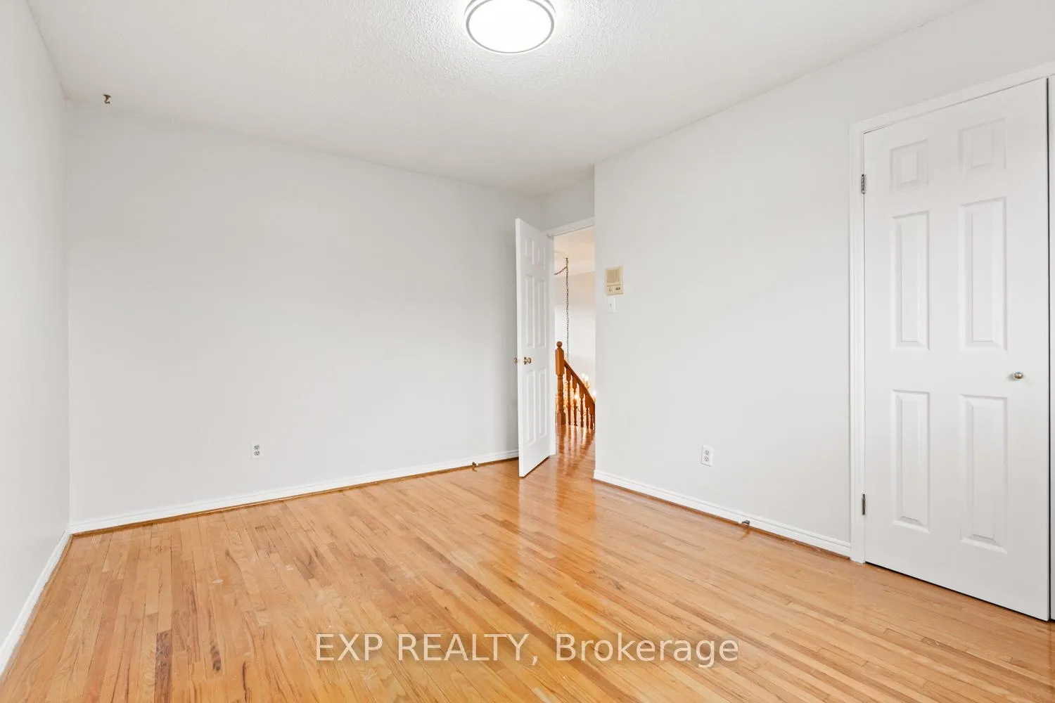 Photo 27 of Unit Main, 61 Dundee Crescent, Markham, Village Green-South Unionville — HOMEH