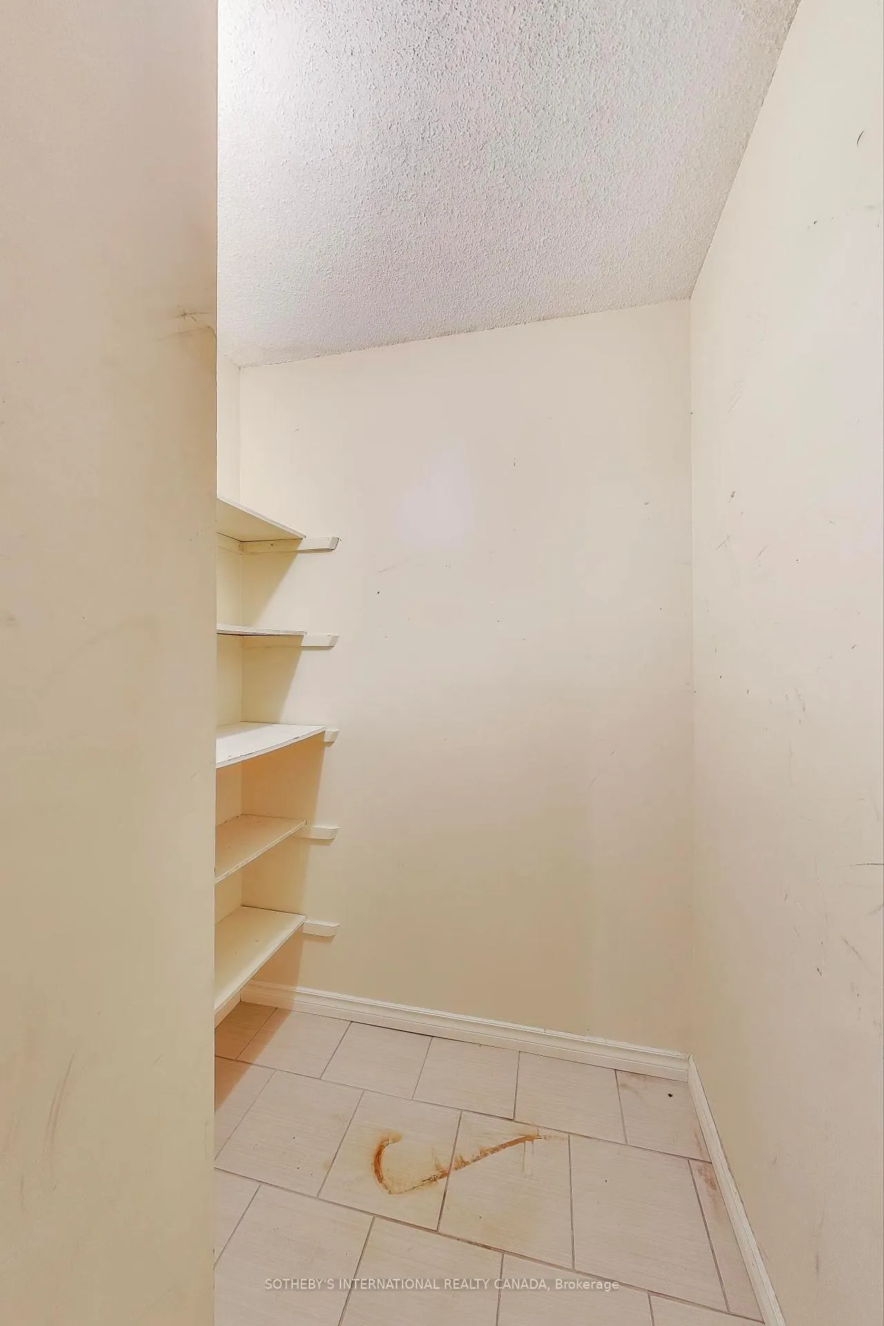 Photo 21 of Unit 104, 10 Ajax Street, Guelph, Junction/Onward Willow — HOMEH