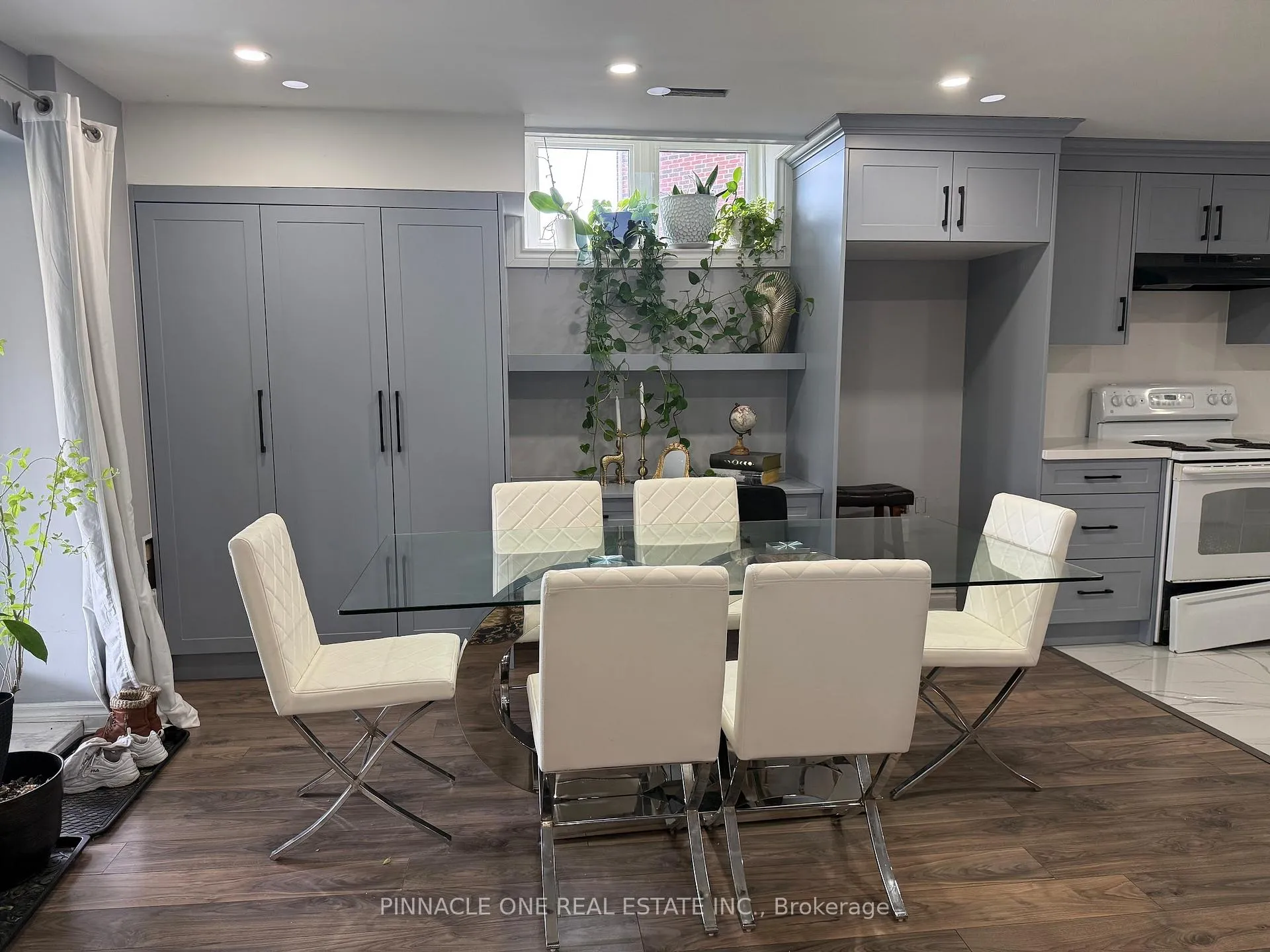 Photo 1 of 23 Purdy Place, Clarington, Bowmanville — HOMEH