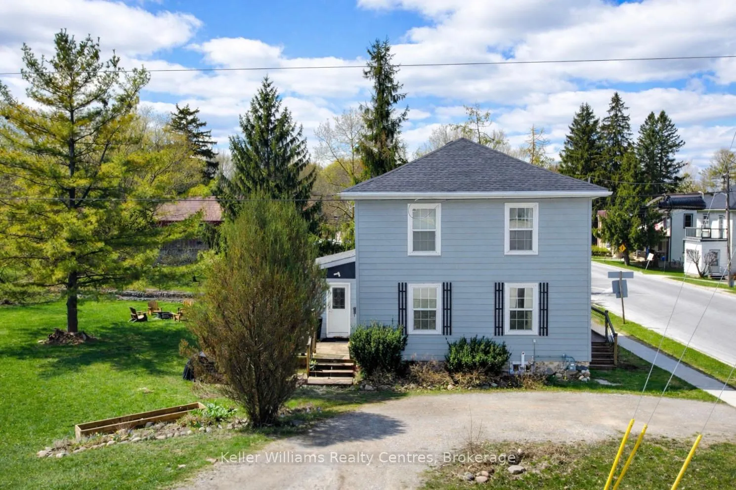 Photo 4 of 714 Queen Street, West Grey, Neustadt — HOMEH
