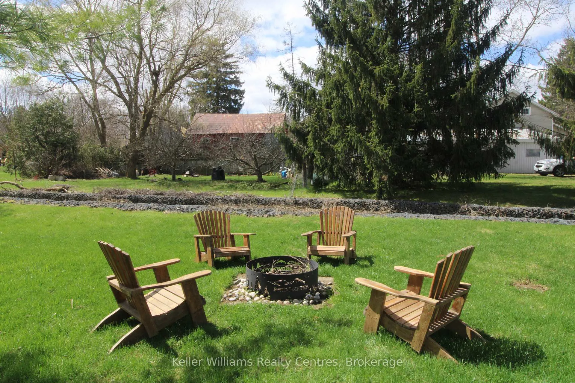 Photo 33 of 714 Queen Street, West Grey, Neustadt — HOMEH