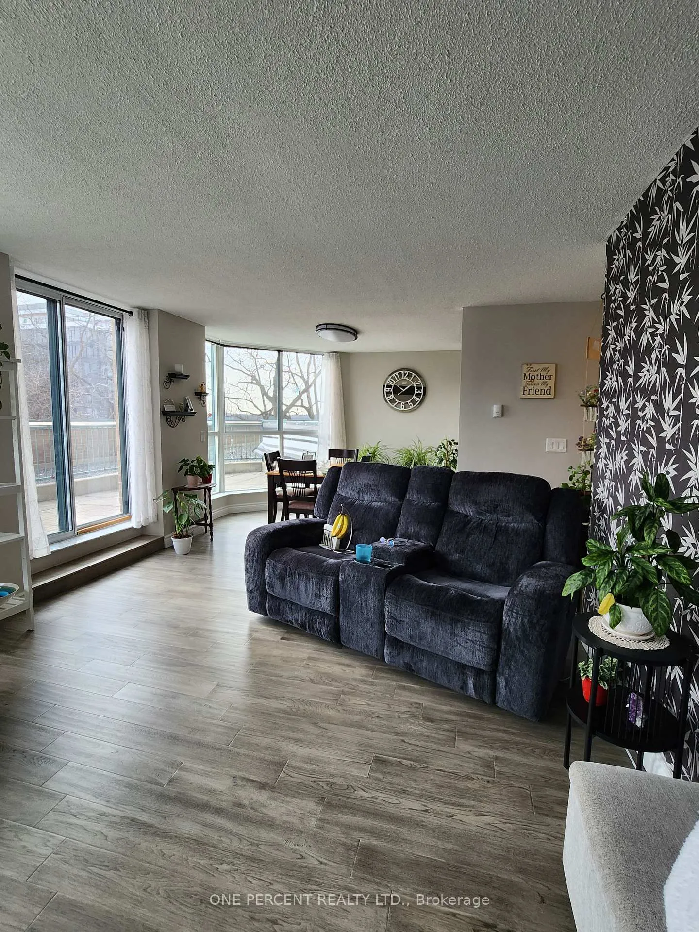Photo 3 of Unit 311, 150 Dunlop Street E, Barrie, City Centre — HOMEH