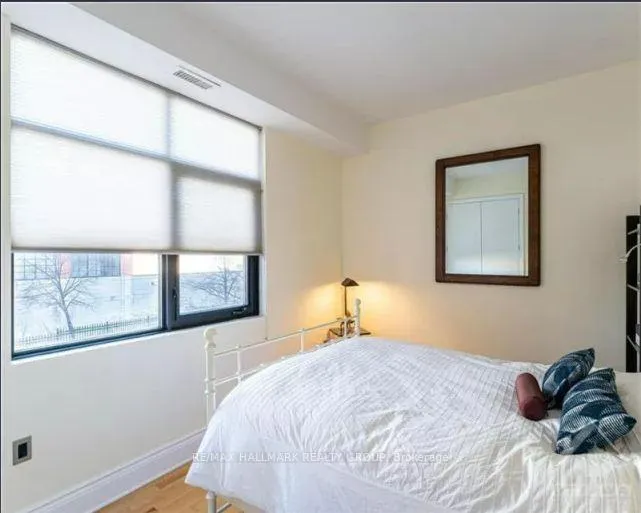 Photo 10 of Unit 208, 260 Besserer Street, Ottawa, Sandy Hill — HOMEH