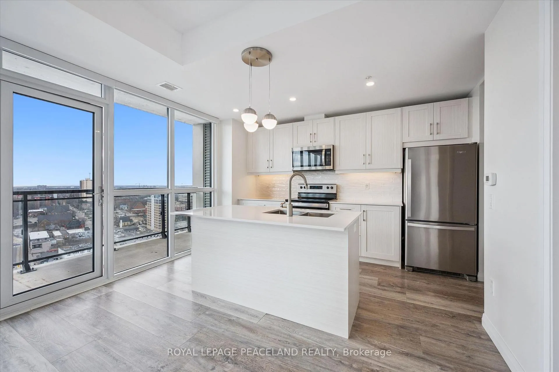 Photo 12 of Unit 1902, 60 charles Street W, Kitchener — HOMEH