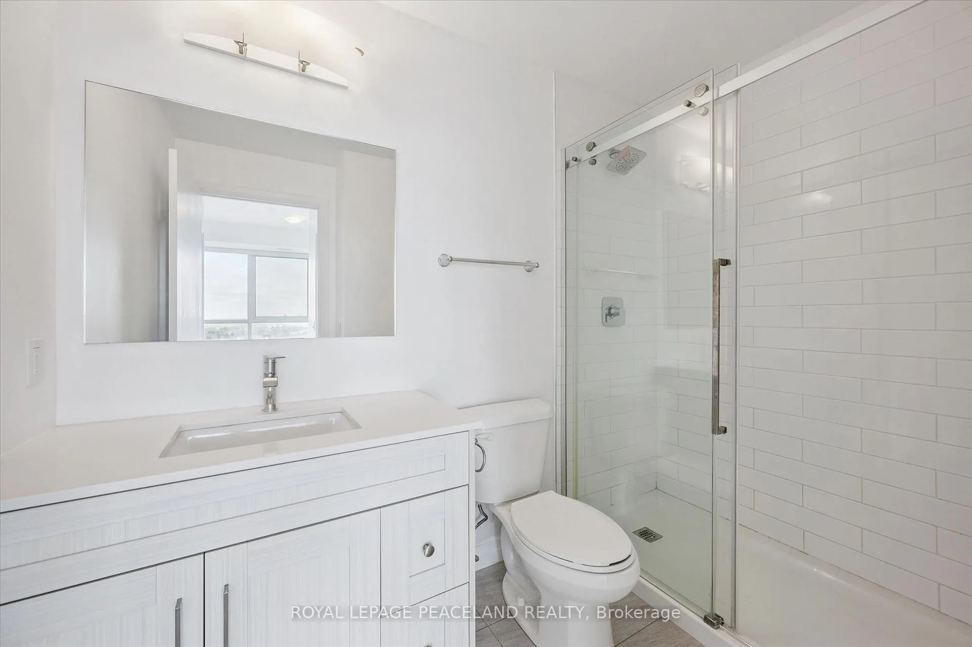 Photo 22 of Unit 1902, 60 charles Street W, Kitchener — HOMEH