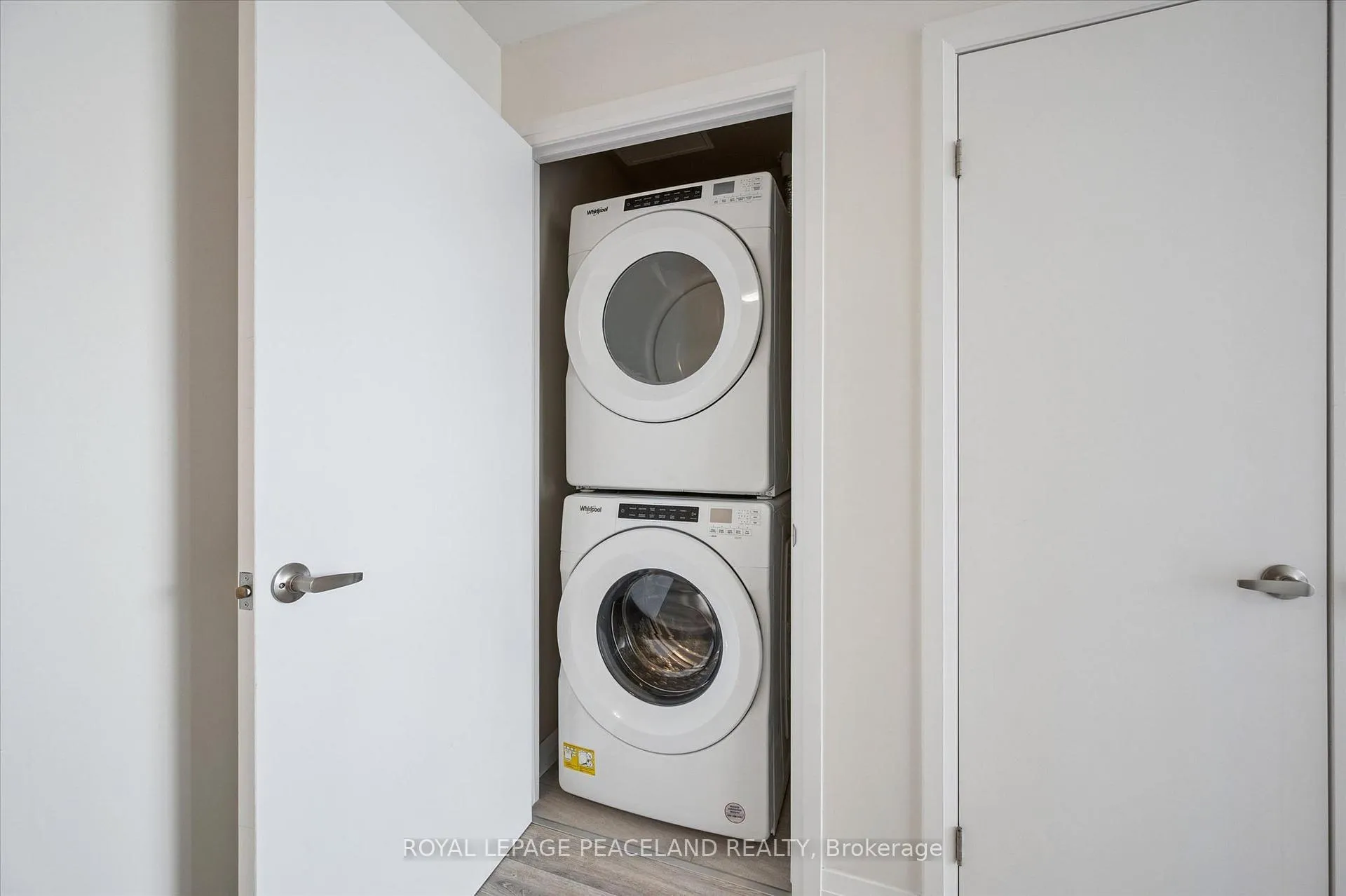 Photo 28 of Unit 1902, 60 charles Street W, Kitchener — HOMEH