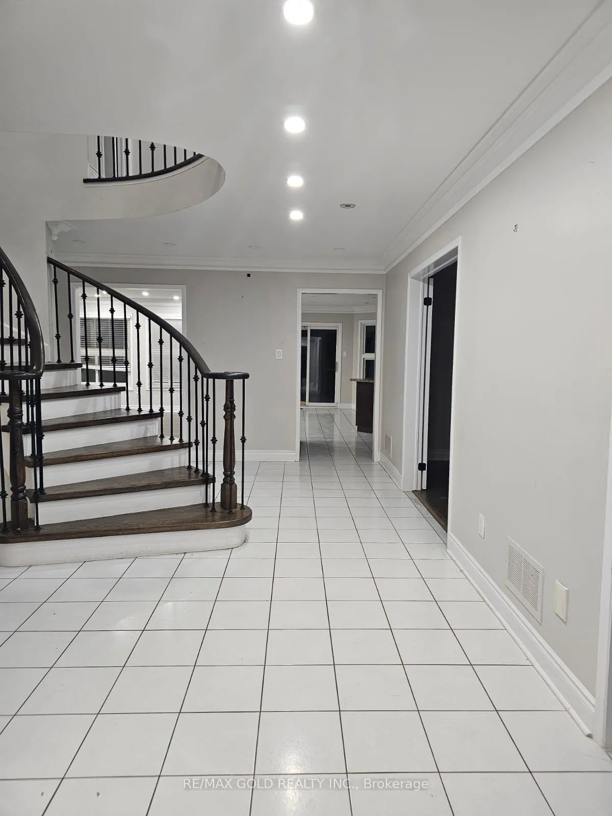 Photo 22 of 45 Livingston Drive, Caledon, Rural Caledon — HOMEH