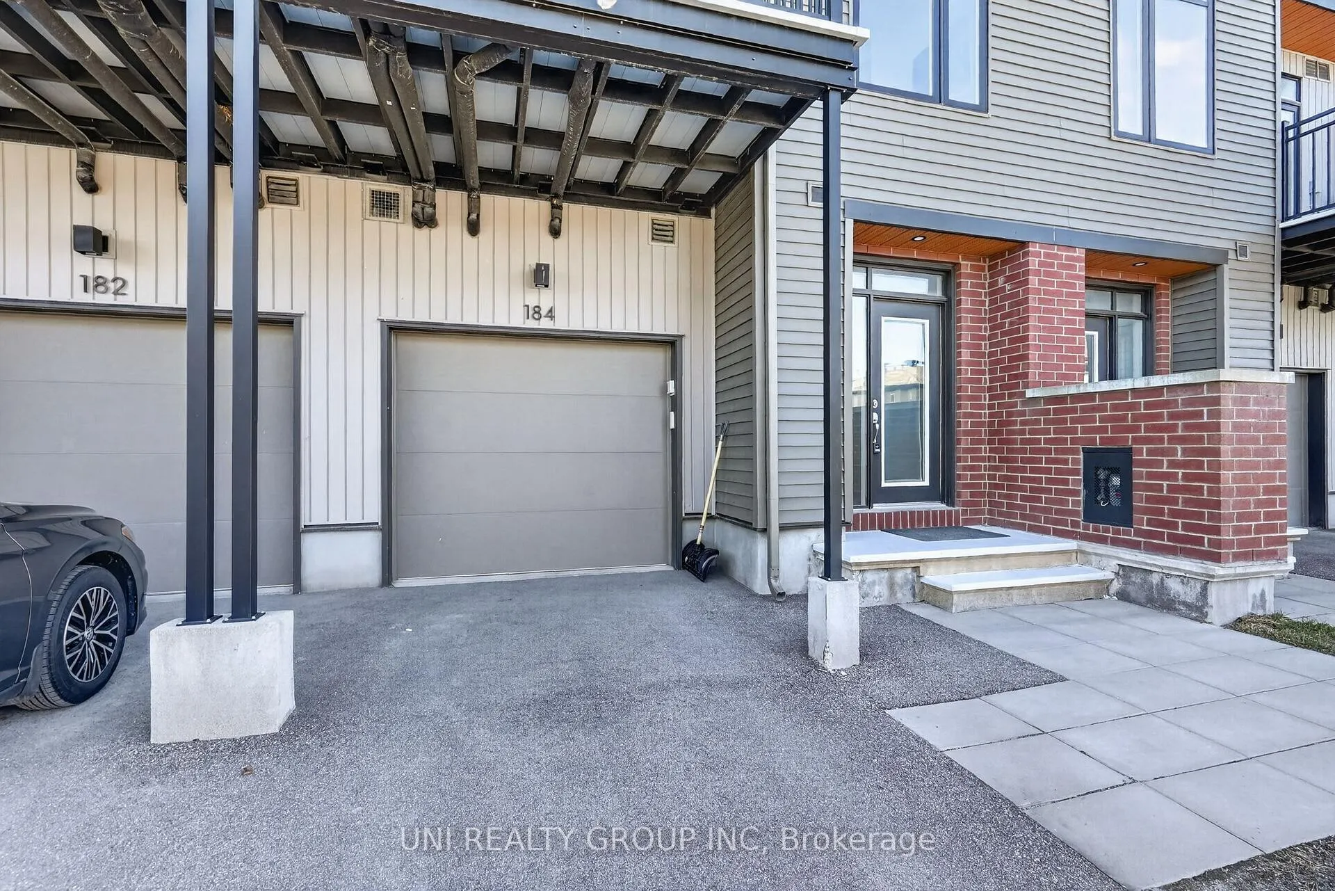 Photo 3 of 184 Visor Private, Ottawa, Kanata - Emerald Meadows/Trailwest — HOMEH