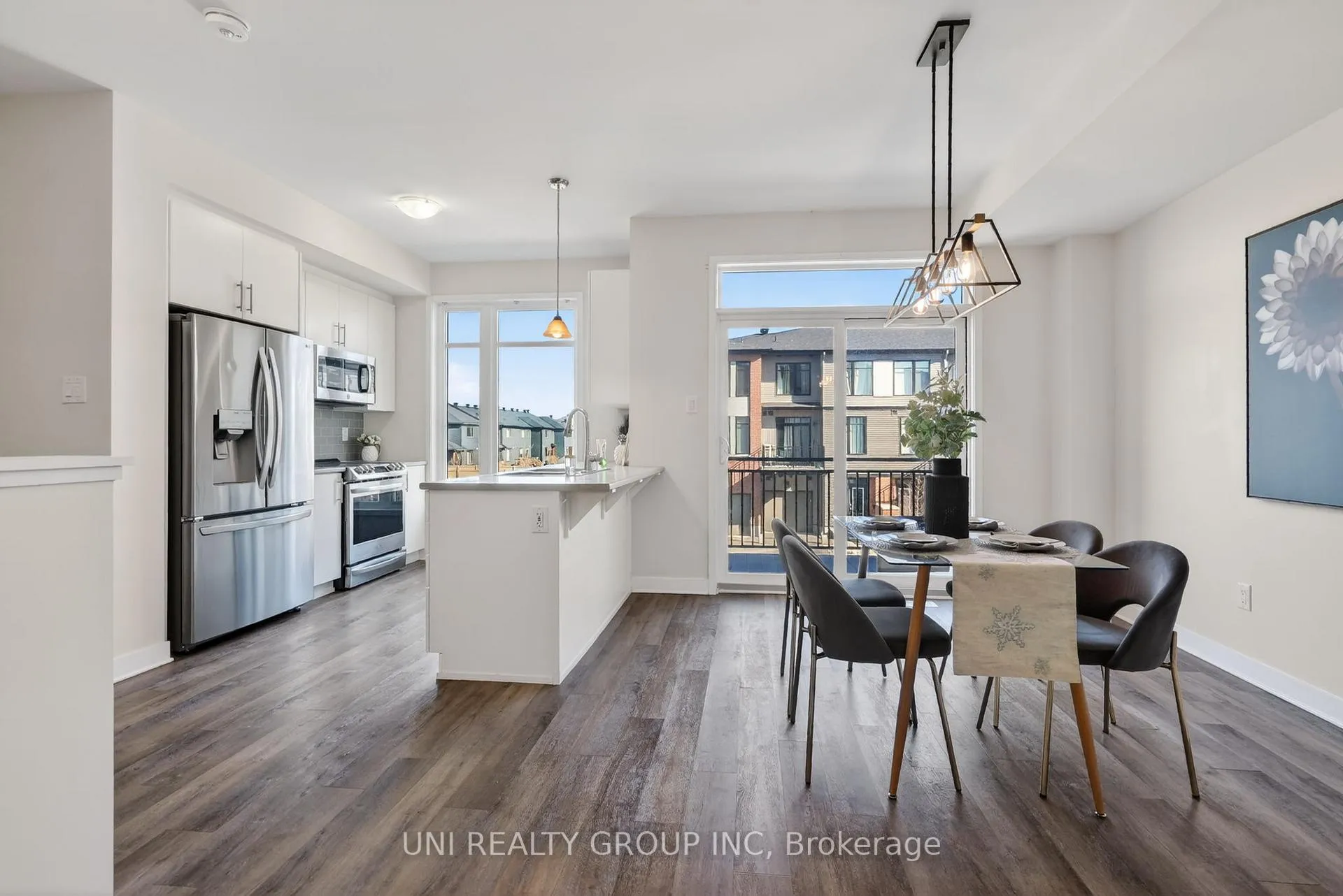 Photo 8 of 184 Visor Private, Ottawa, Kanata - Emerald Meadows/Trailwest — HOMEH