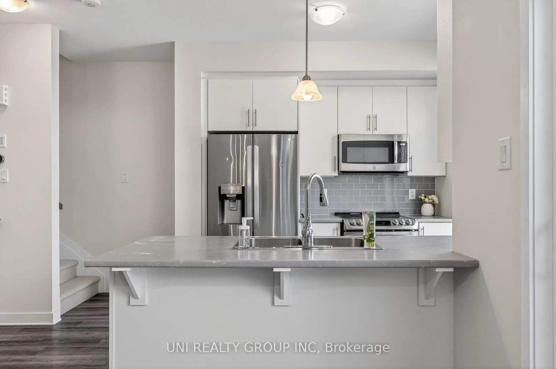 Photo 10 of 184 Visor Private, Ottawa, Kanata - Emerald Meadows/Trailwest — HOMEH