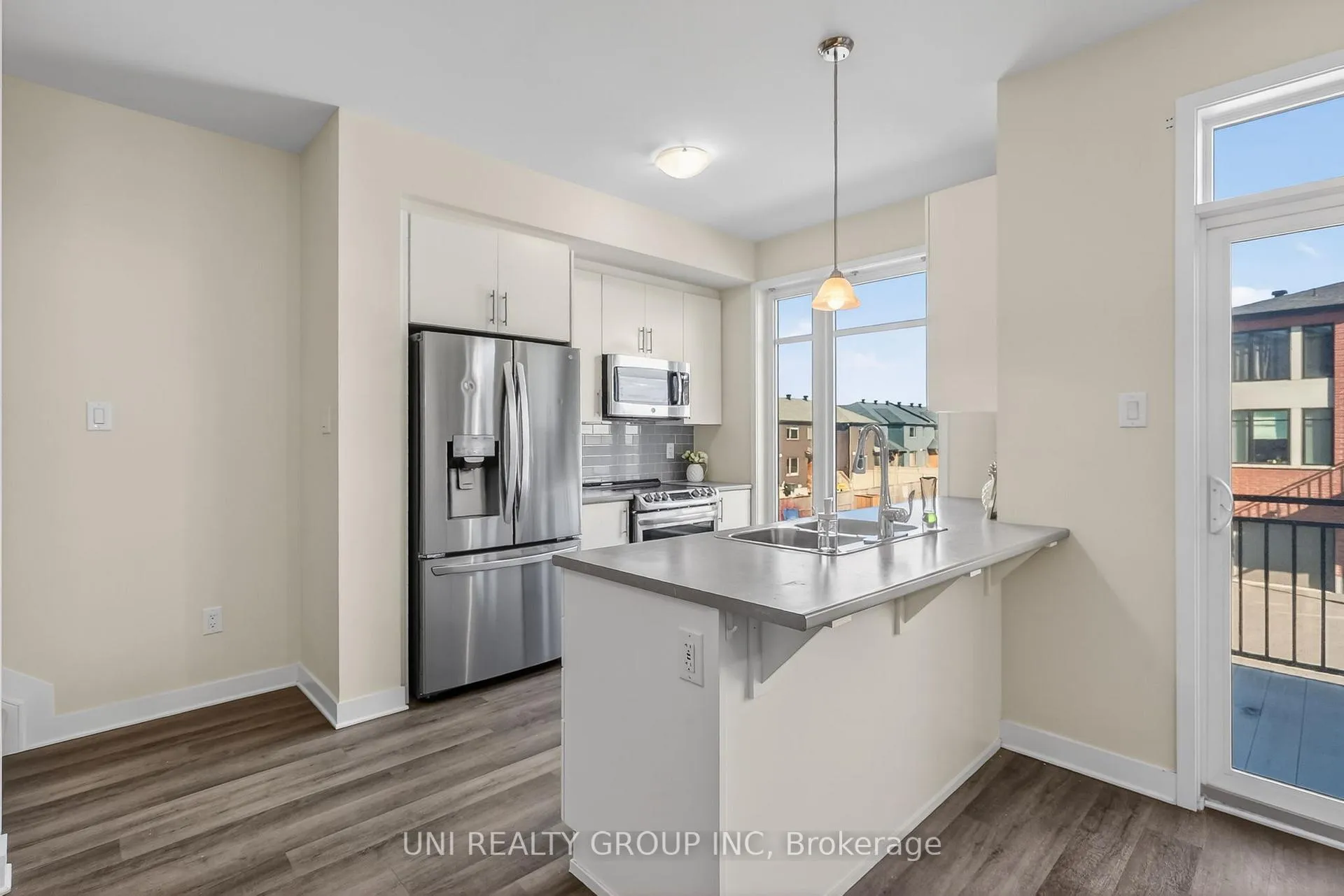 Photo 17 of 184 Visor Private, Ottawa, Kanata - Emerald Meadows/Trailwest — HOMEH