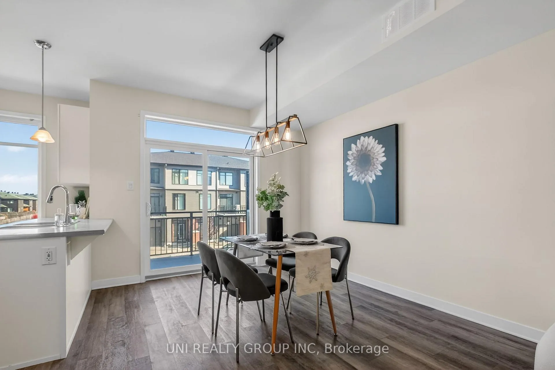 Photo 20 of 184 Visor Private, Ottawa, Kanata - Emerald Meadows/Trailwest — HOMEH