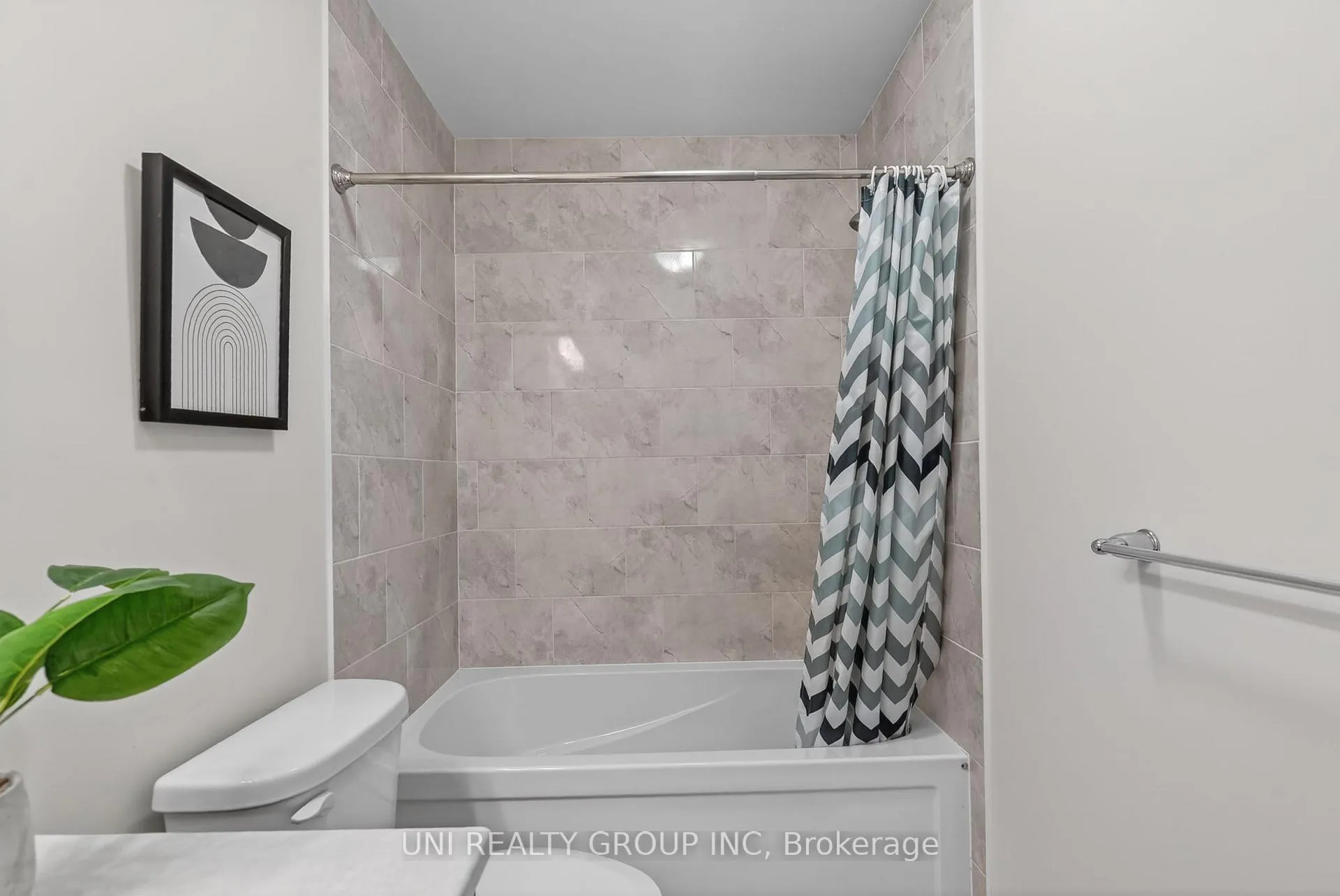 Photo 25 of 184 Visor Private, Ottawa, Kanata - Emerald Meadows/Trailwest — HOMEH