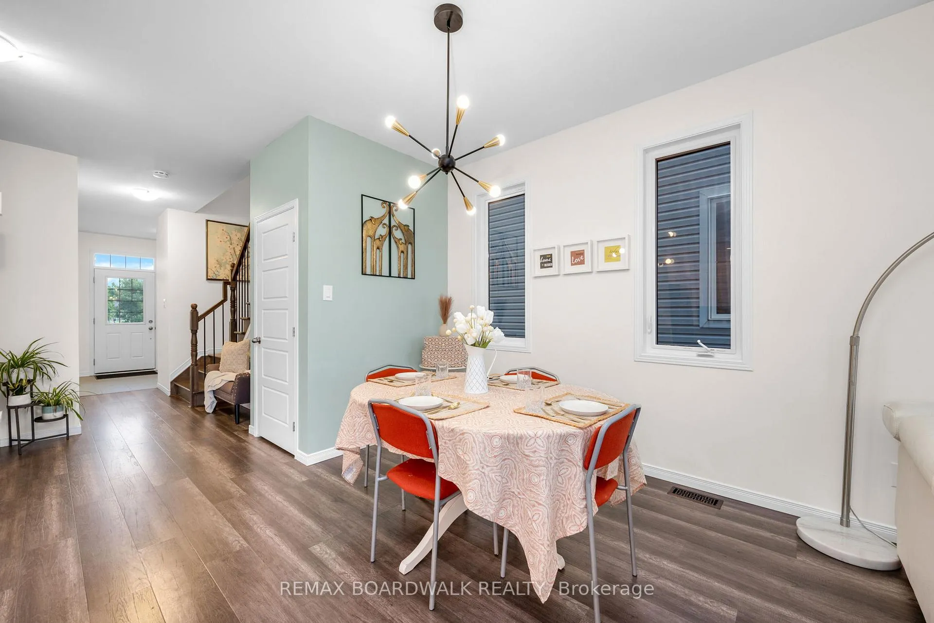 Photo 10 of 302 Haliburton Heights, Ottawa, Kanata - Emerald Meadows/Trailwest — HOMEH