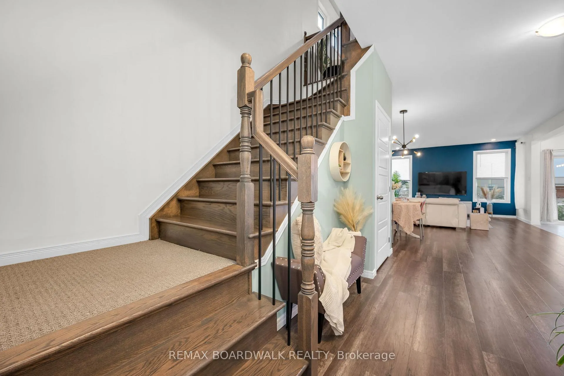 Photo 29 of 302 Haliburton Heights, Ottawa, Kanata - Emerald Meadows/Trailwest — HOMEH