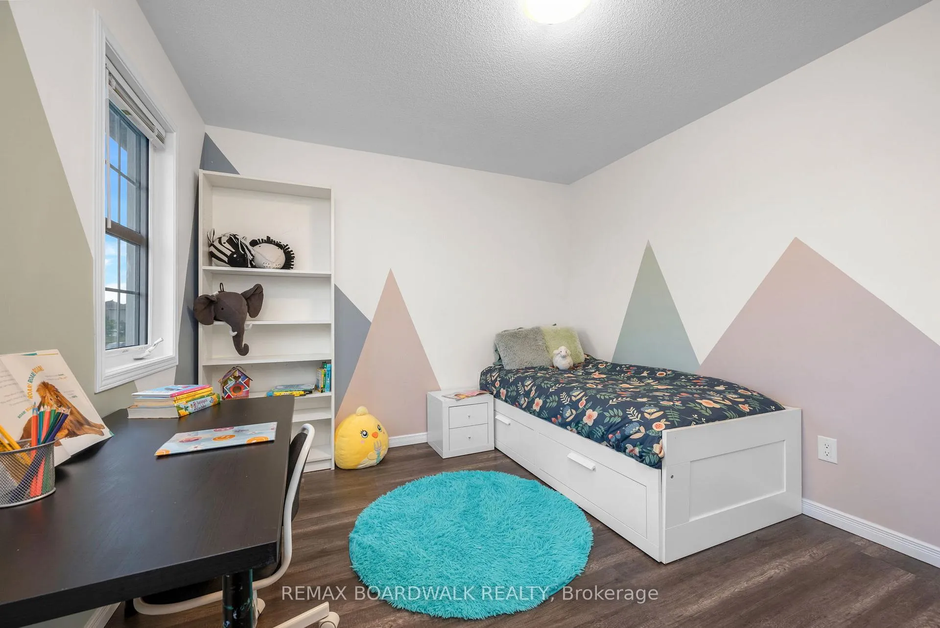 Photo 40 of 302 Haliburton Heights, Ottawa, Kanata - Emerald Meadows/Trailwest — HOMEH
