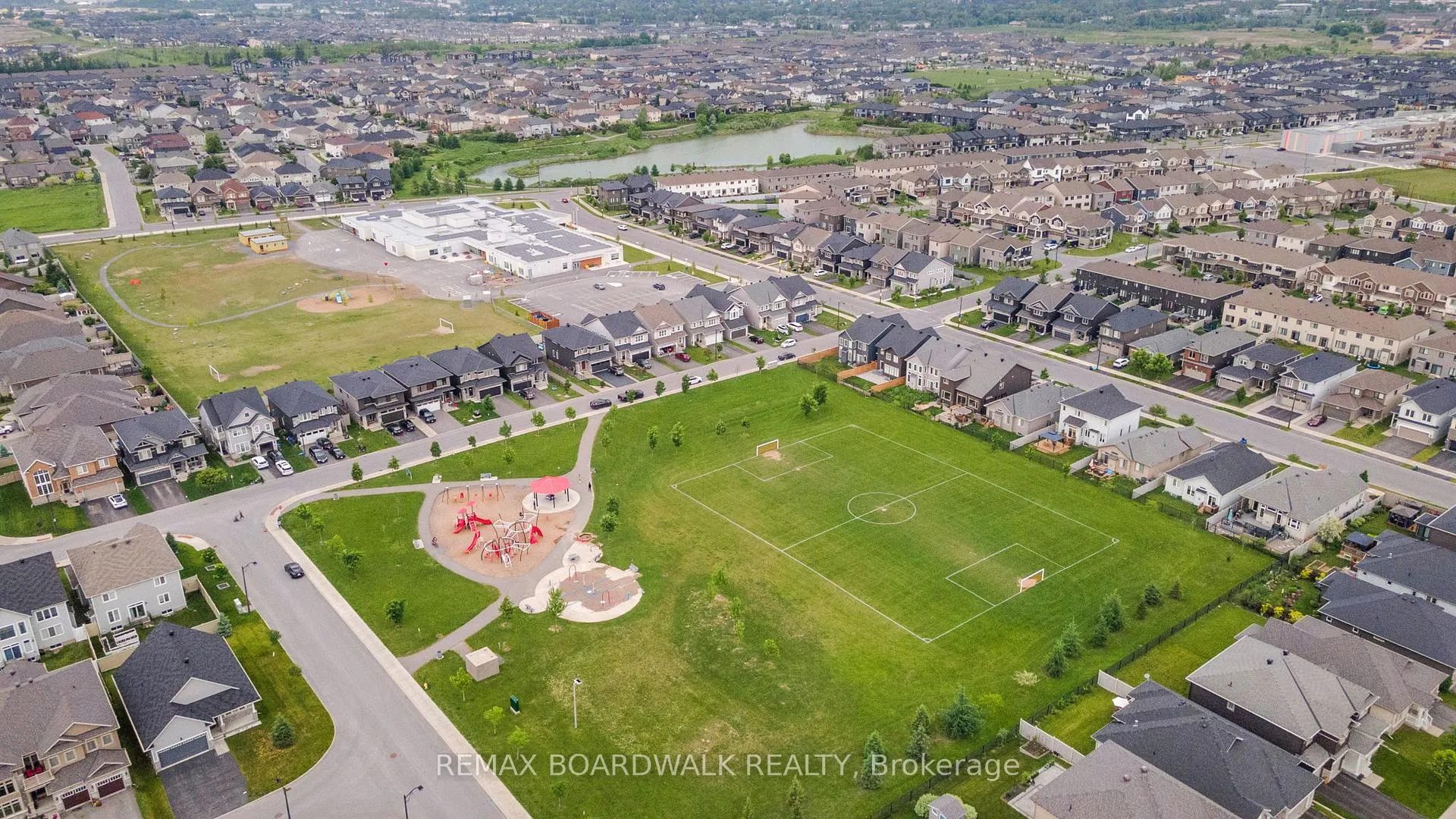 Photo 50 of 302 Haliburton Heights, Ottawa, Kanata - Emerald Meadows/Trailwest — HOMEH