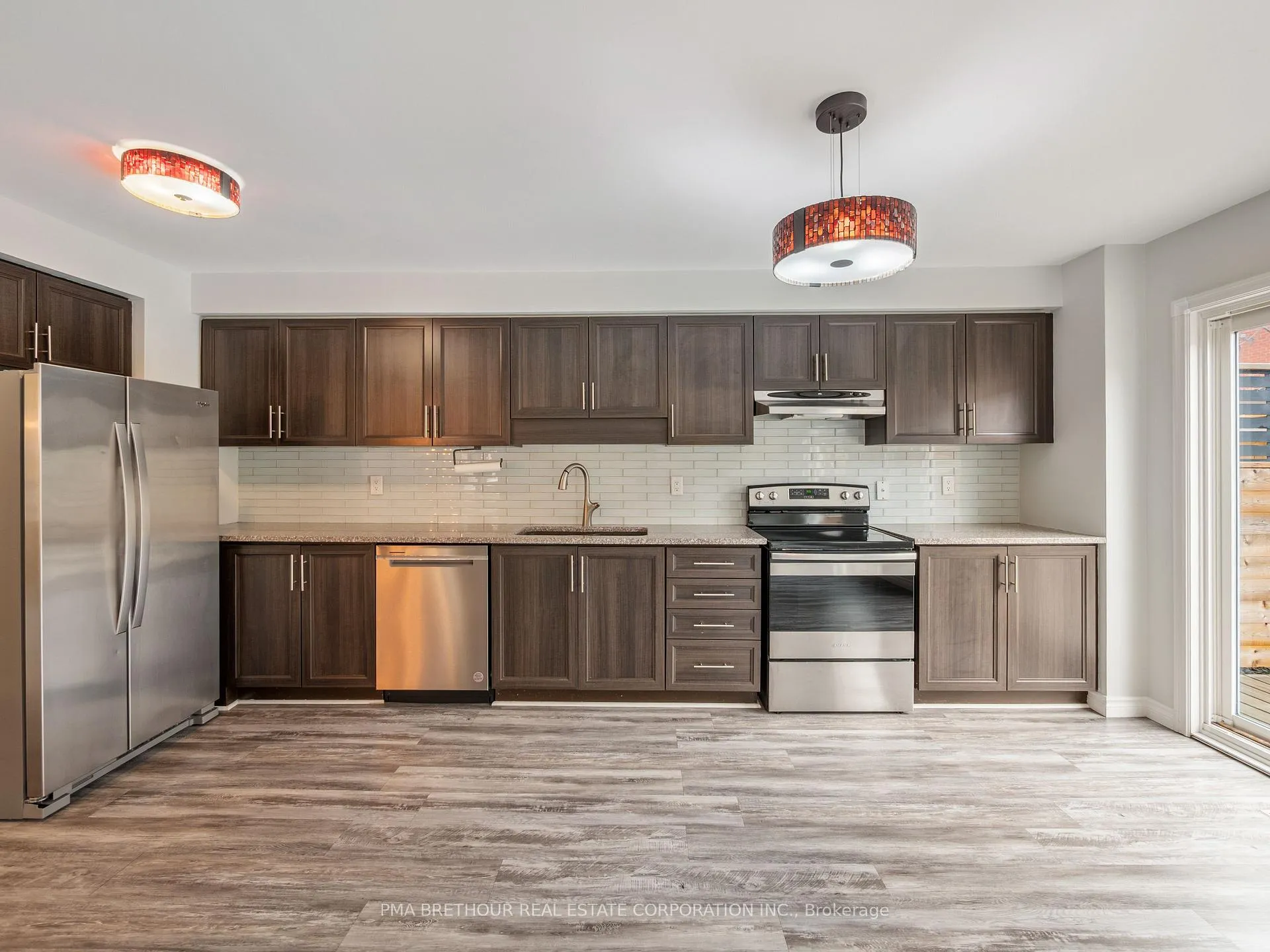 Photo 12 of 110 White Pine Crescent, Pickering, Highbush — HOMEH