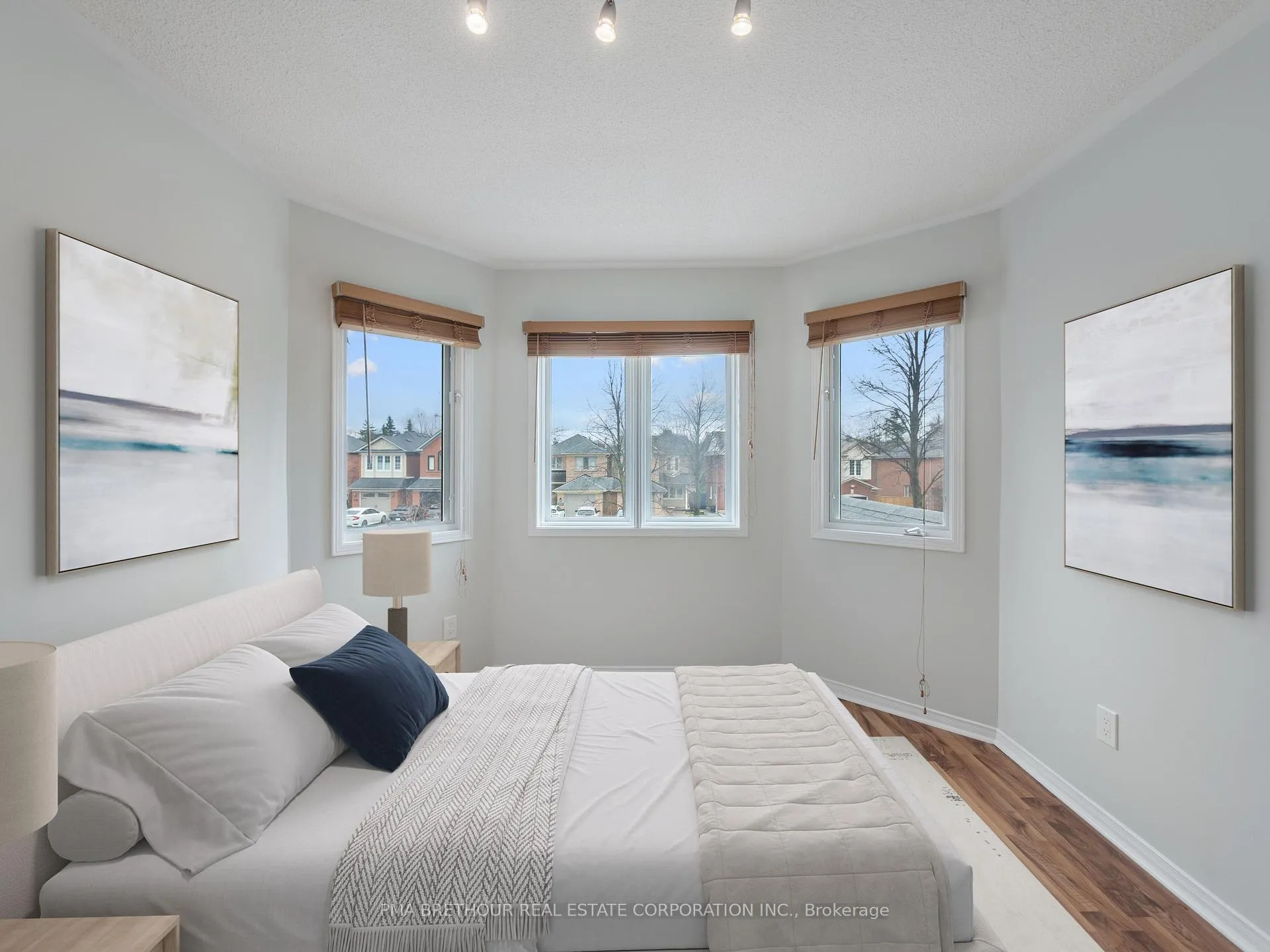 Photo 21 of 110 White Pine Crescent, Pickering, Highbush — HOMEH