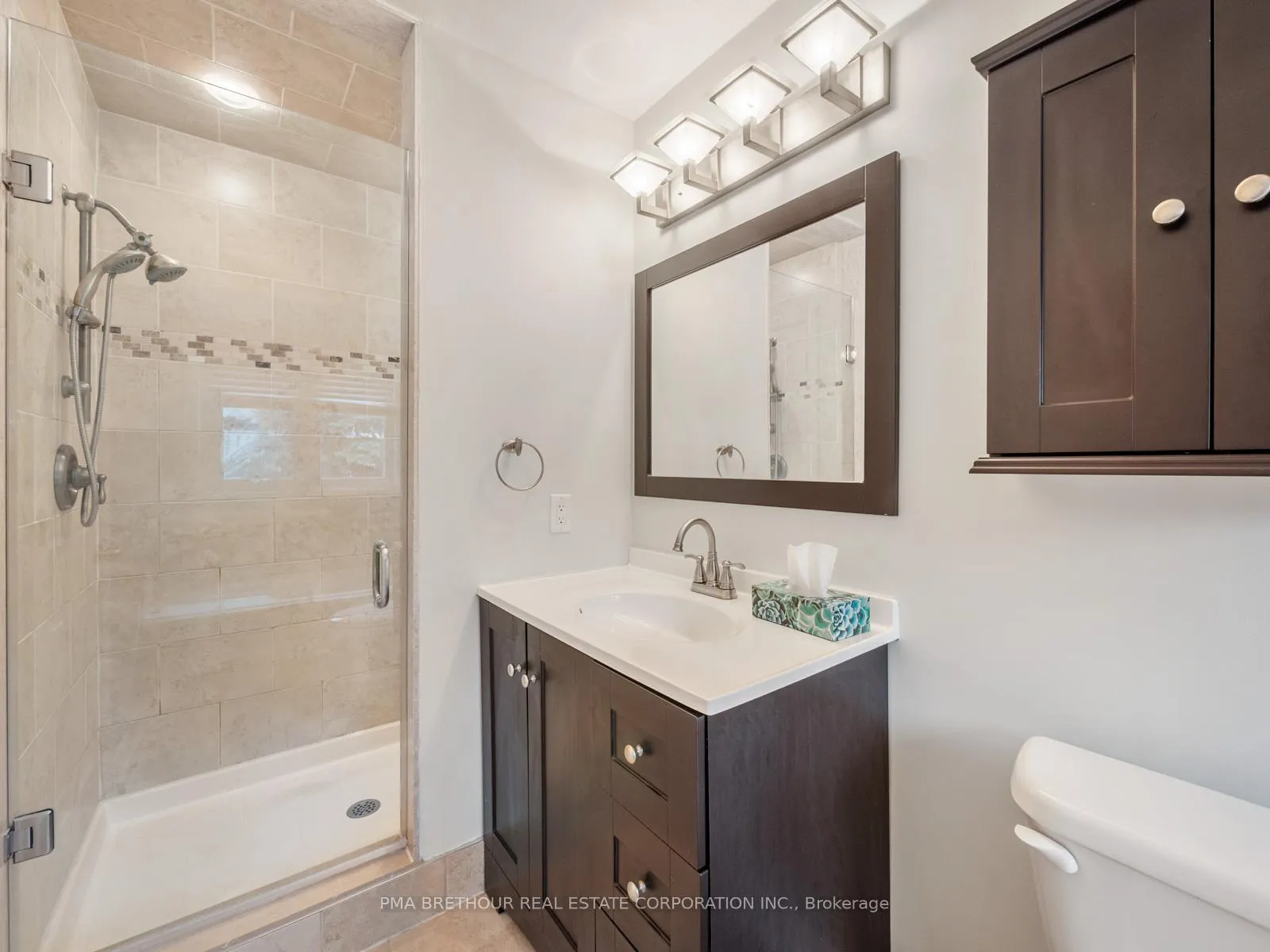 Photo 22 of 110 White Pine Crescent, Pickering, Highbush — HOMEH